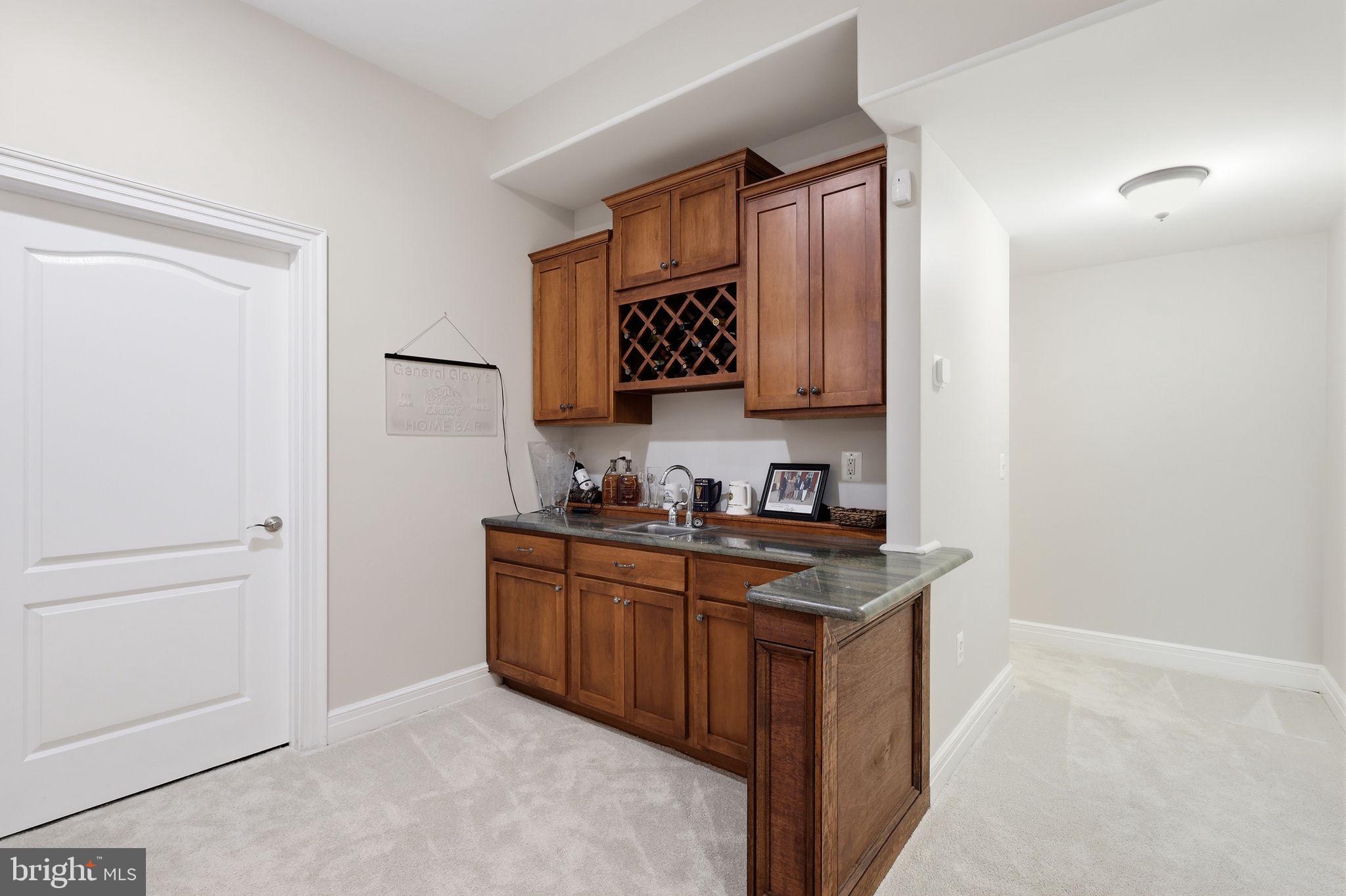 SEVEN LAKES - Residential