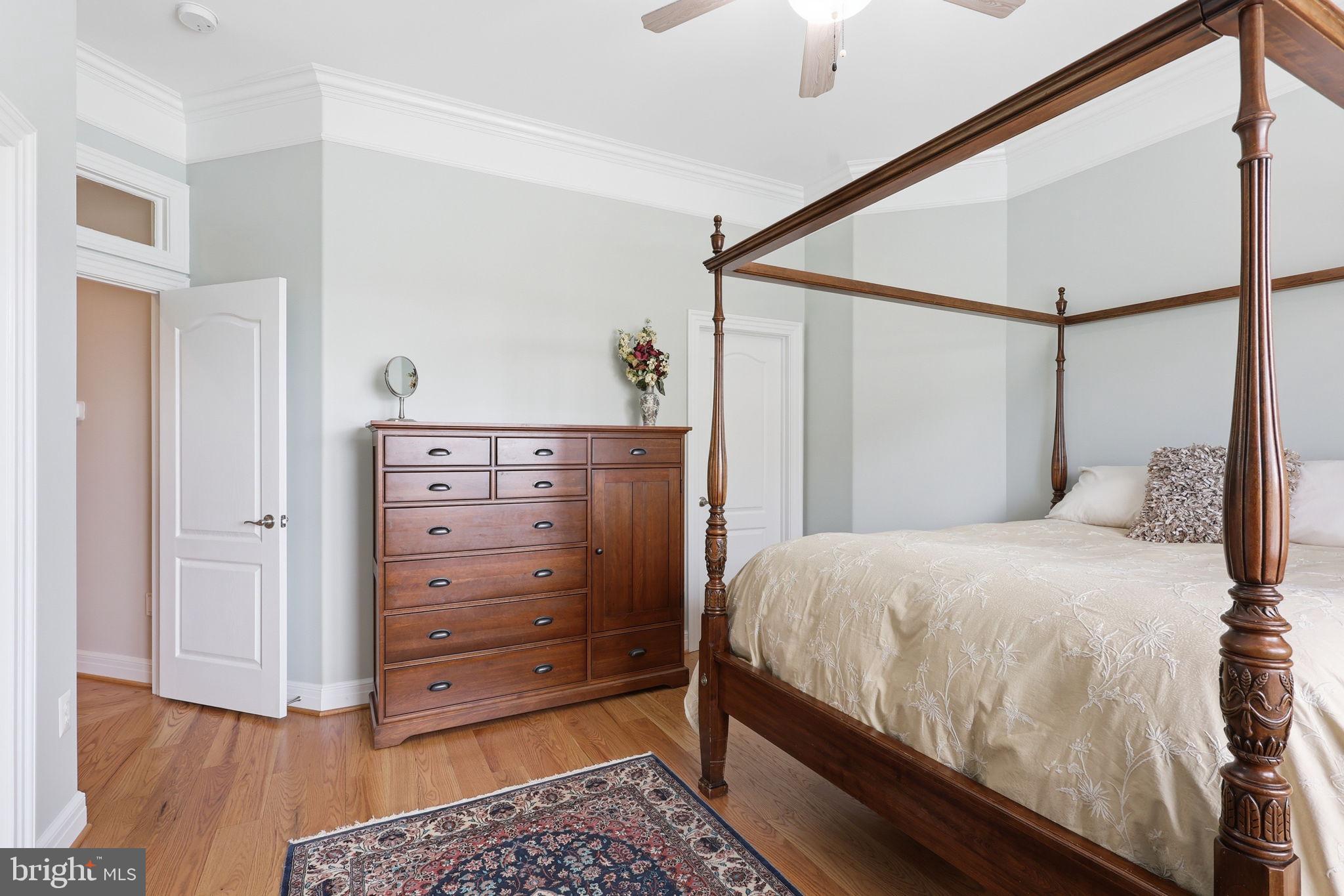 SEVEN LAKES - Residential