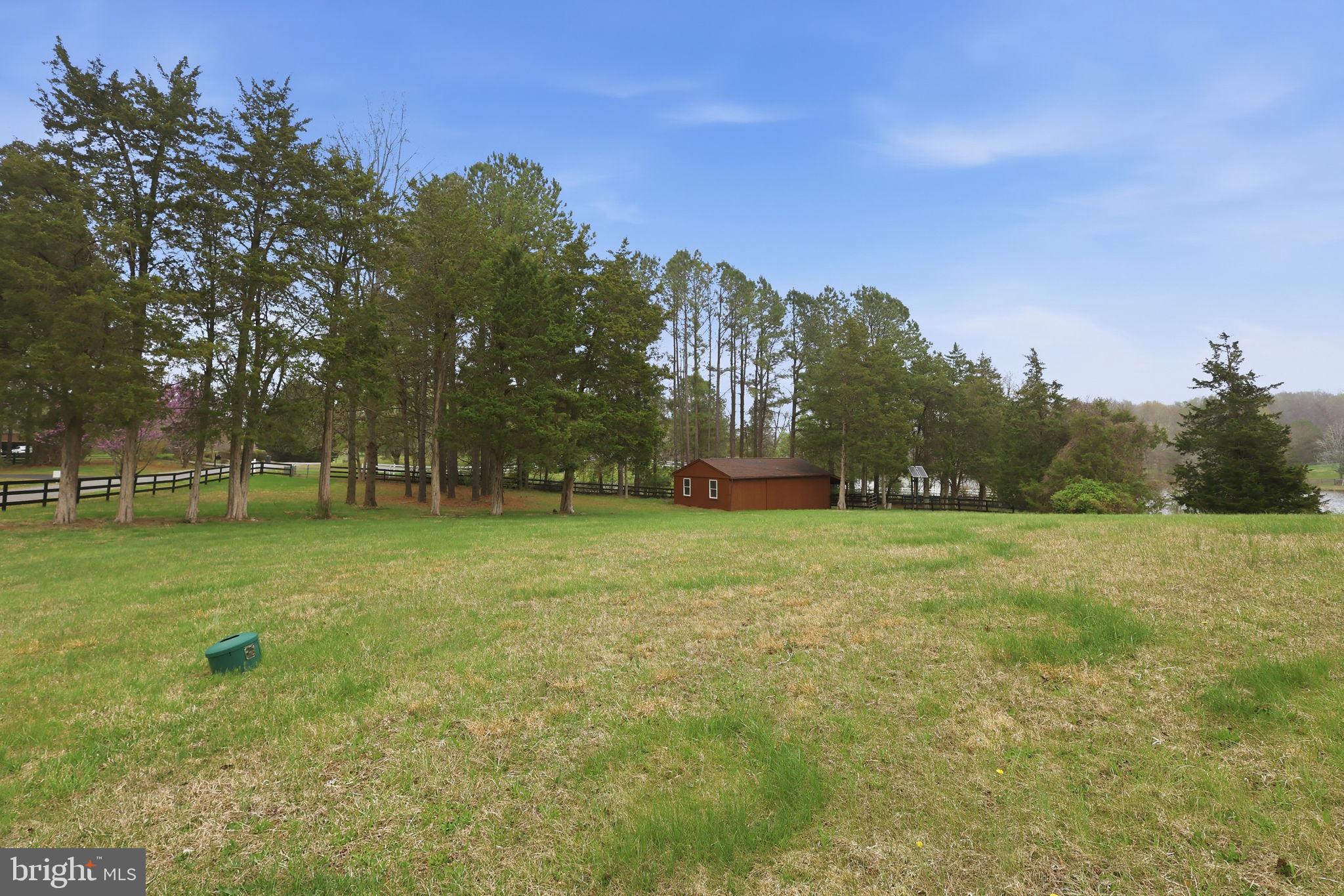 SEVEN LAKES - Residential