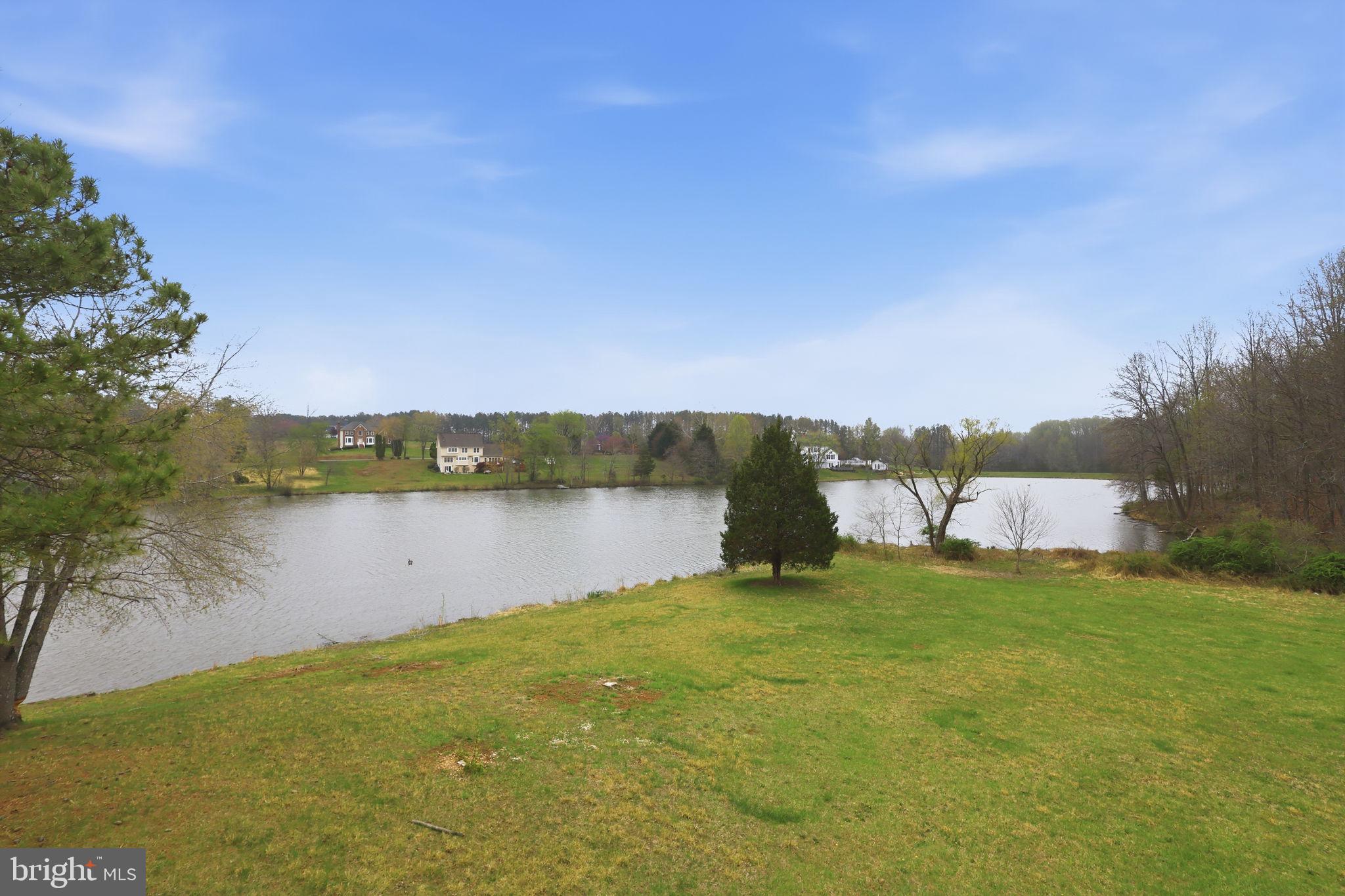 SEVEN LAKES - Residential