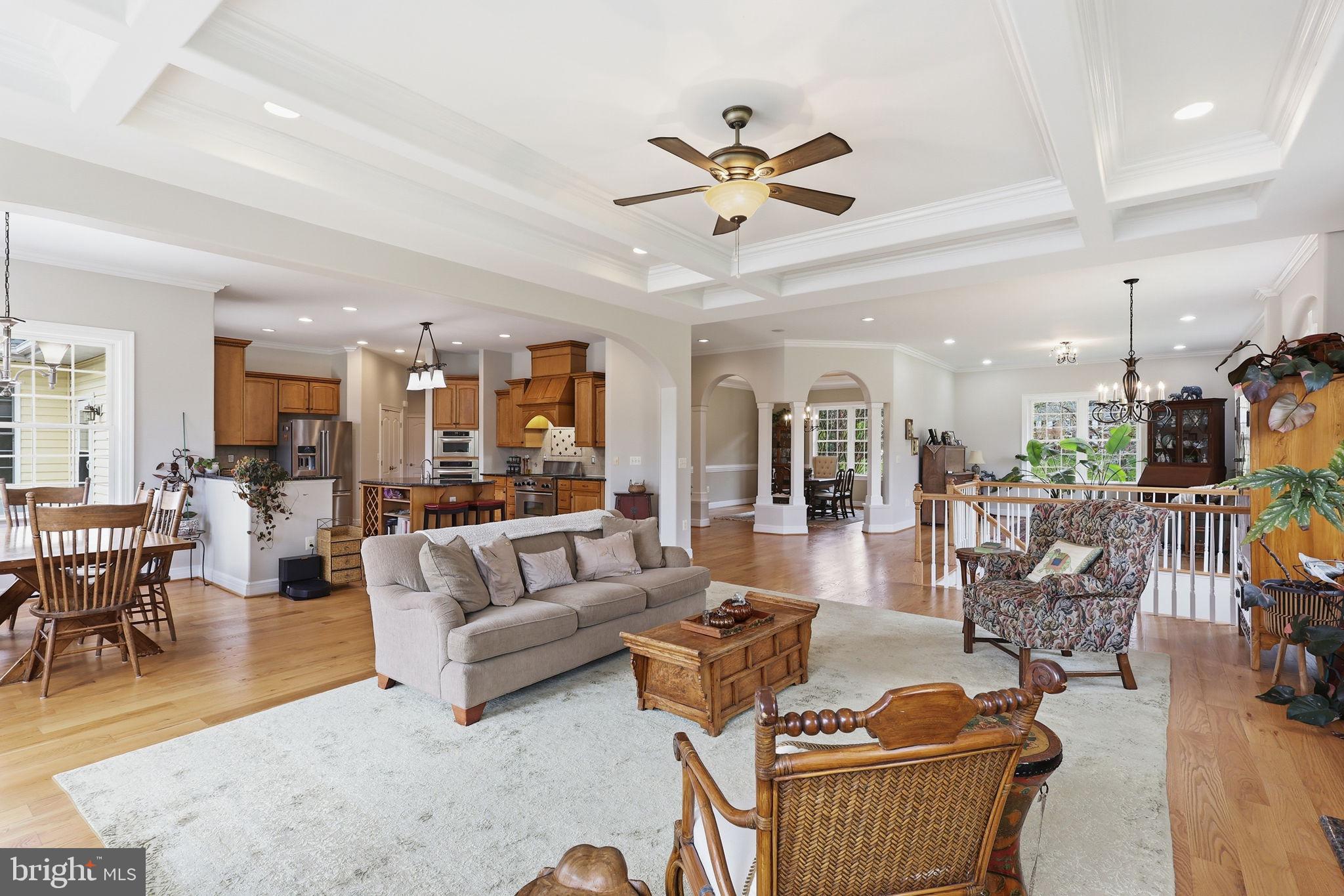 SEVEN LAKES - Residential