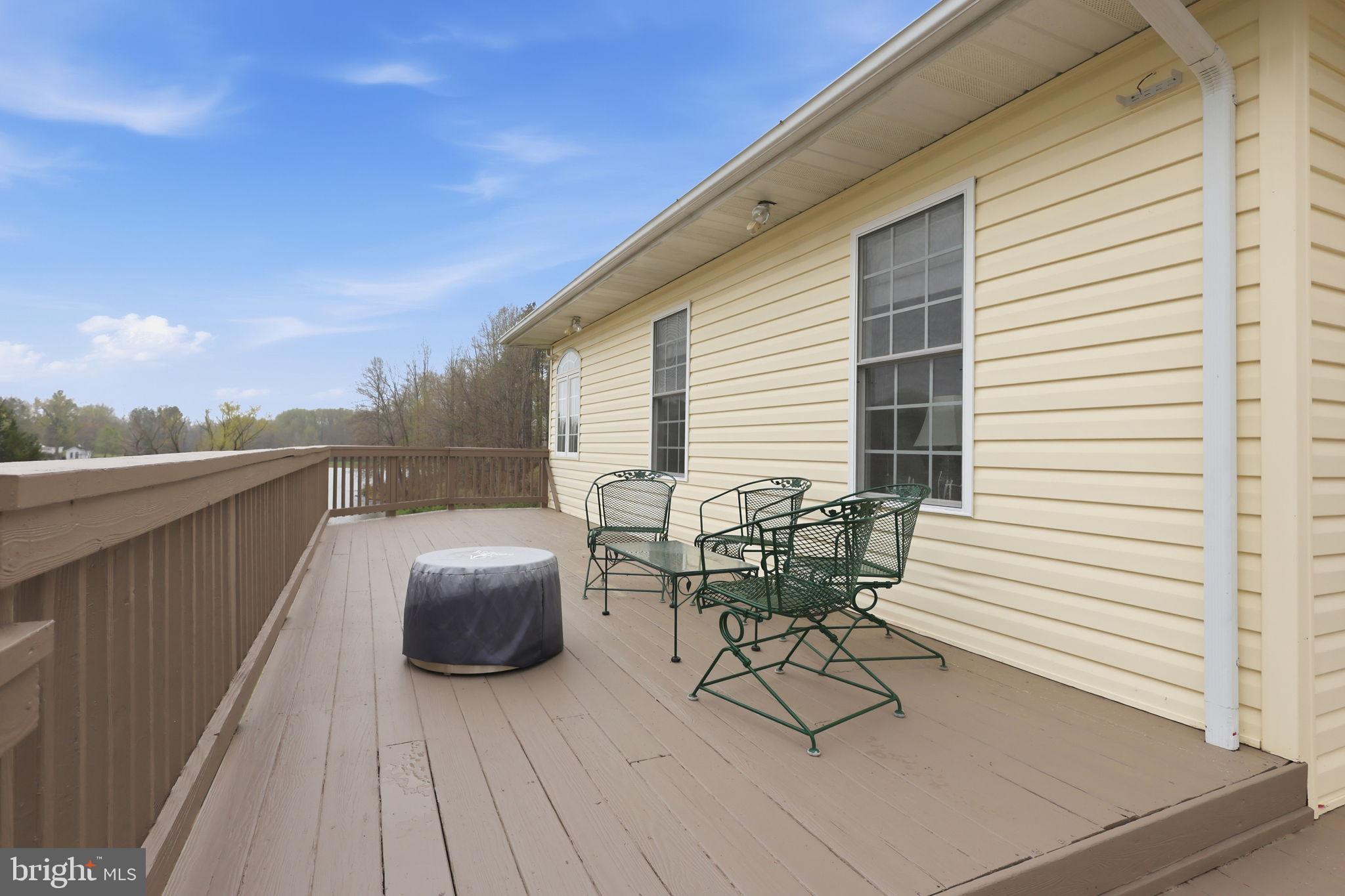 SEVEN LAKES - Residential