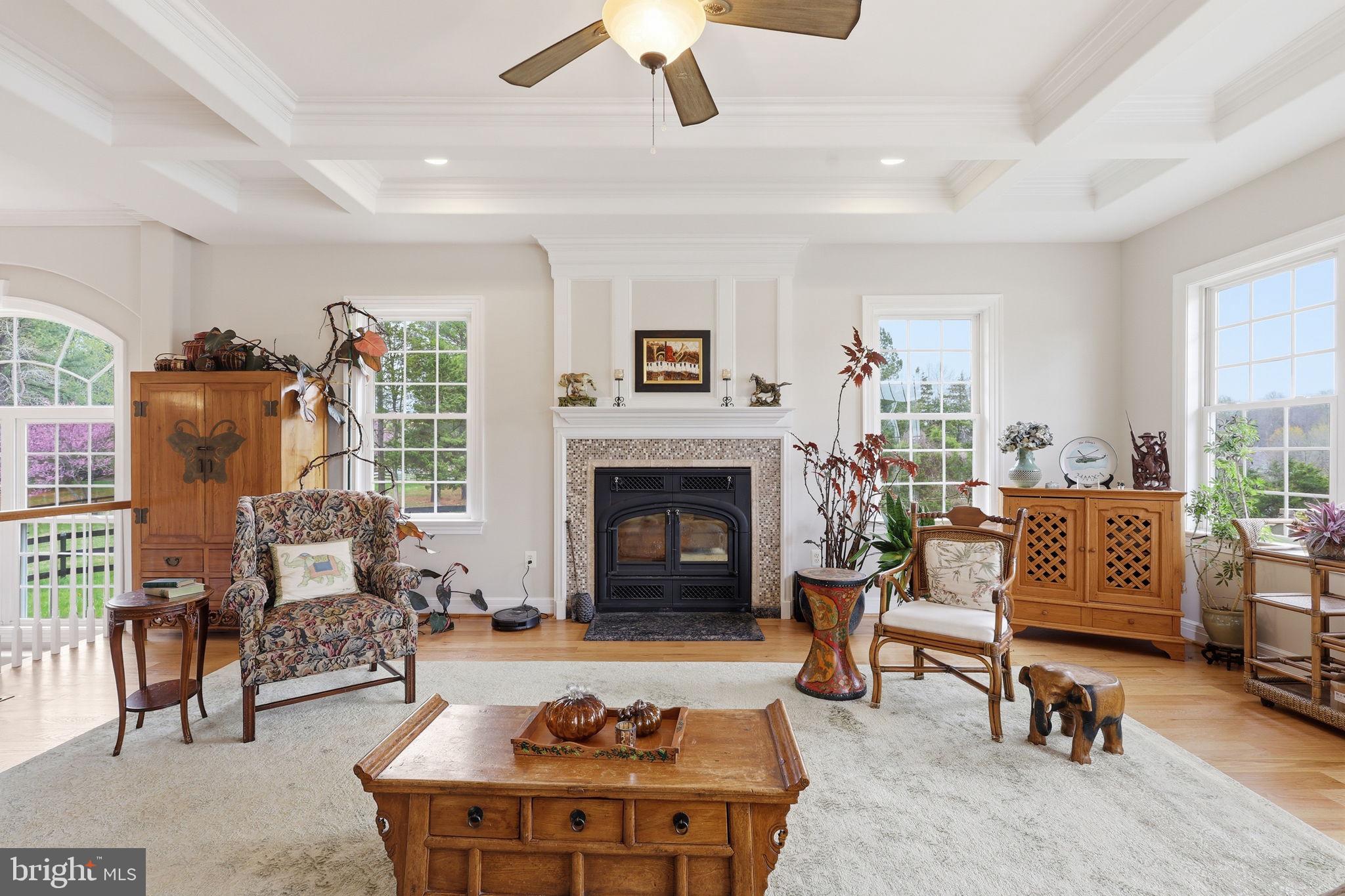 SEVEN LAKES - Residential