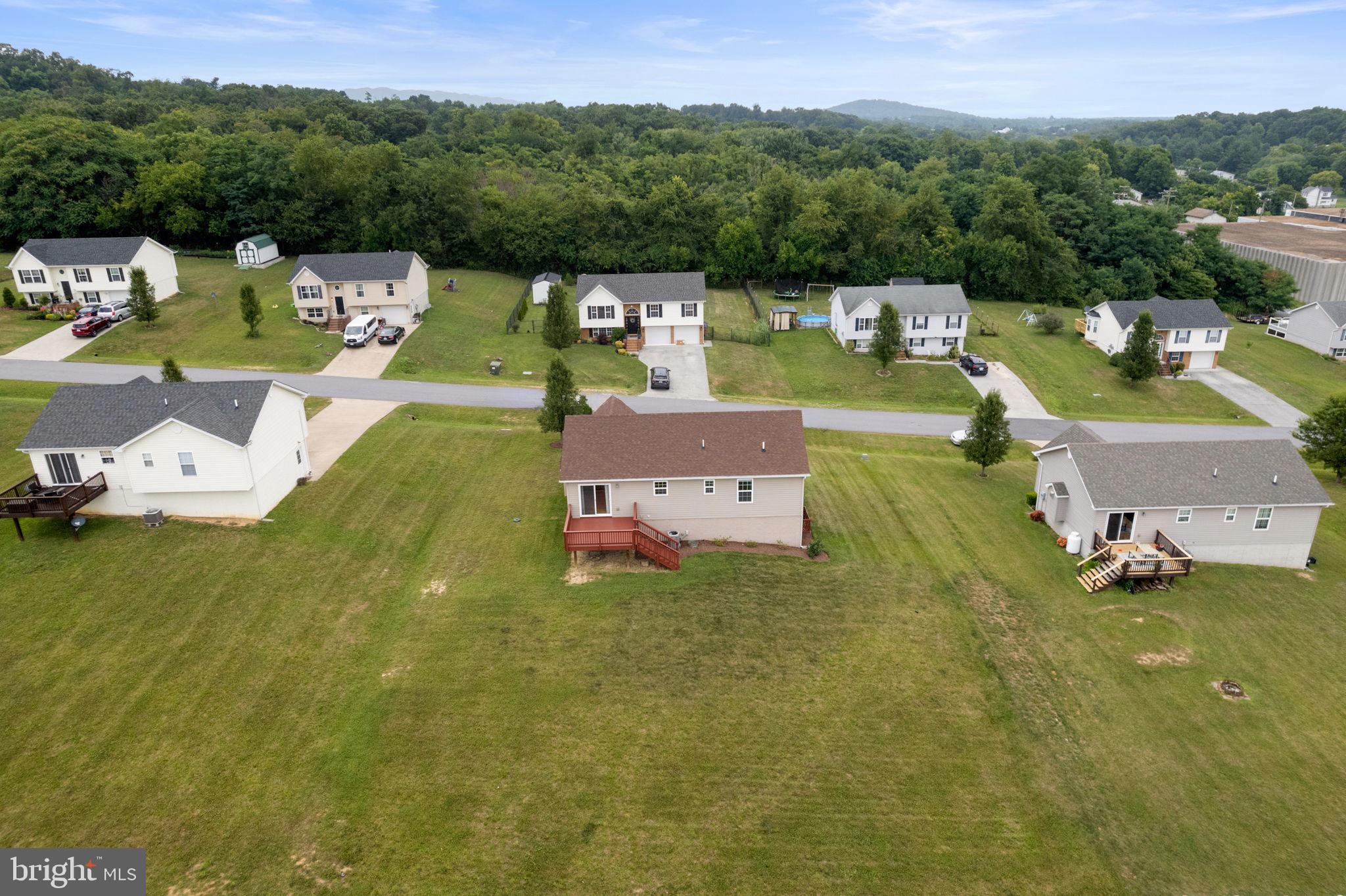 MADISON ESTATES - Residential