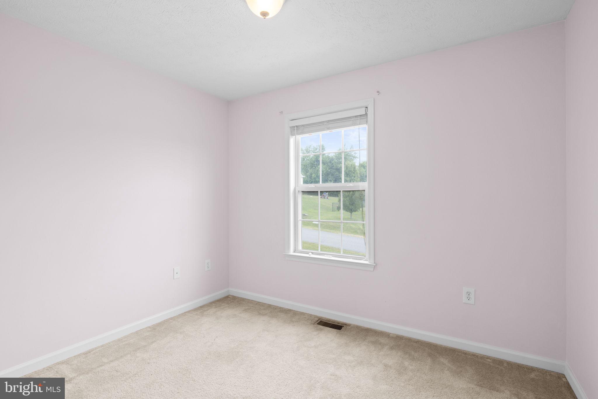 MADISON ESTATES - Residential