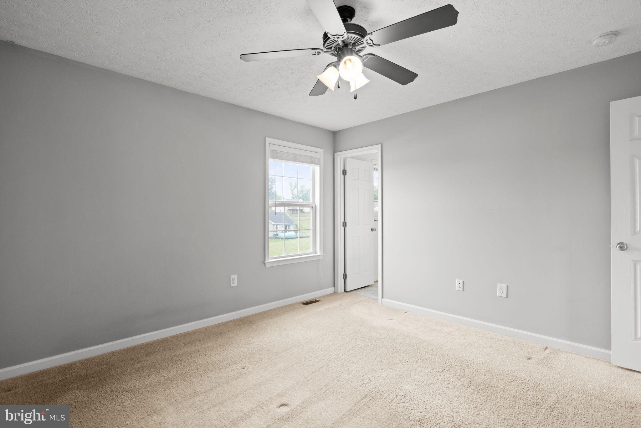 MADISON ESTATES - Residential