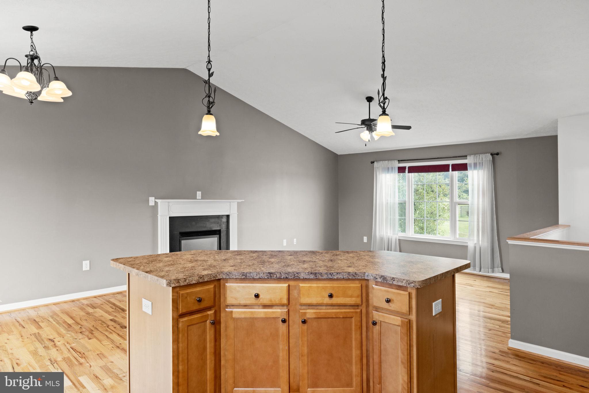 MADISON ESTATES - Residential