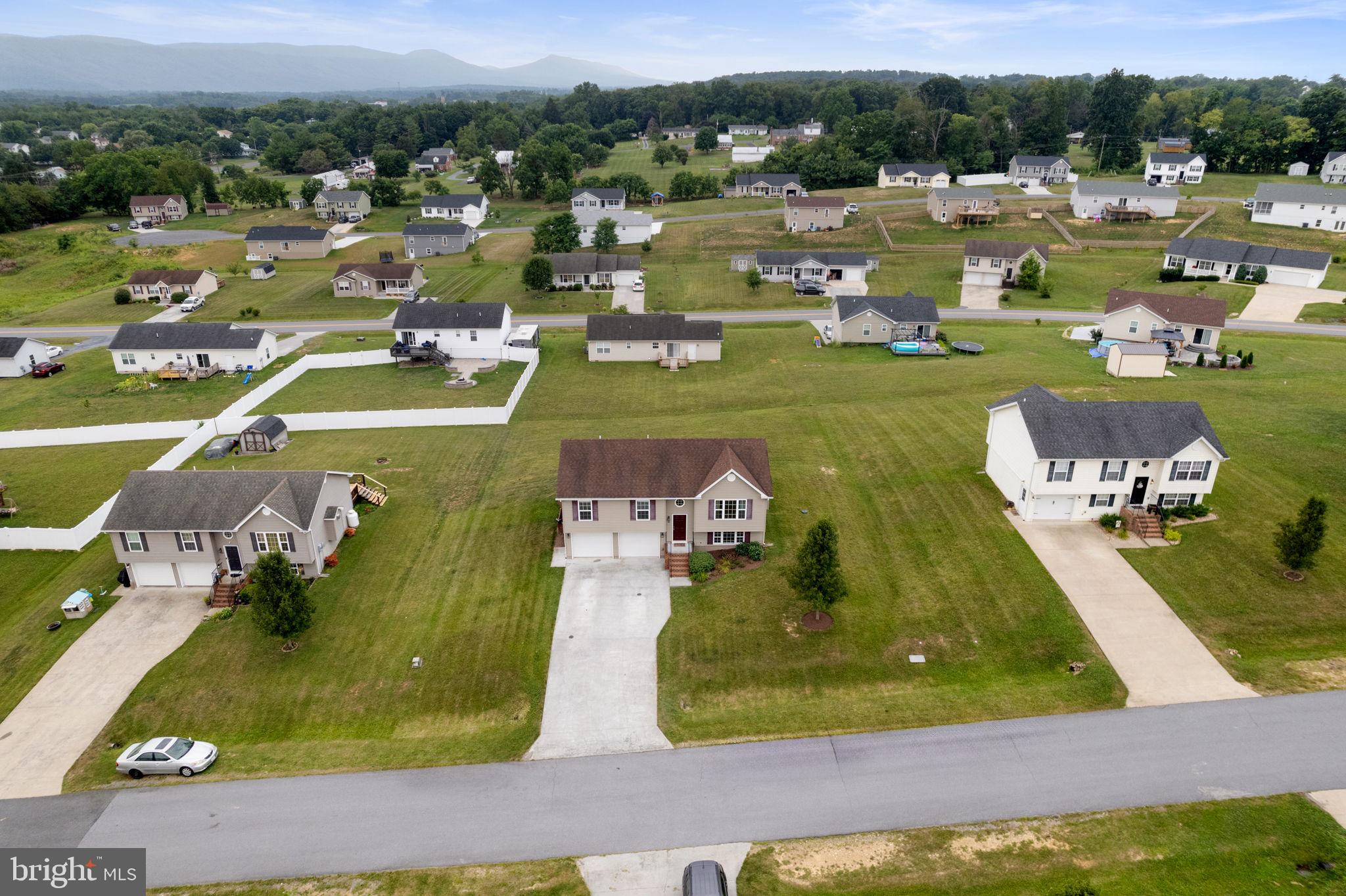 MADISON ESTATES - Residential