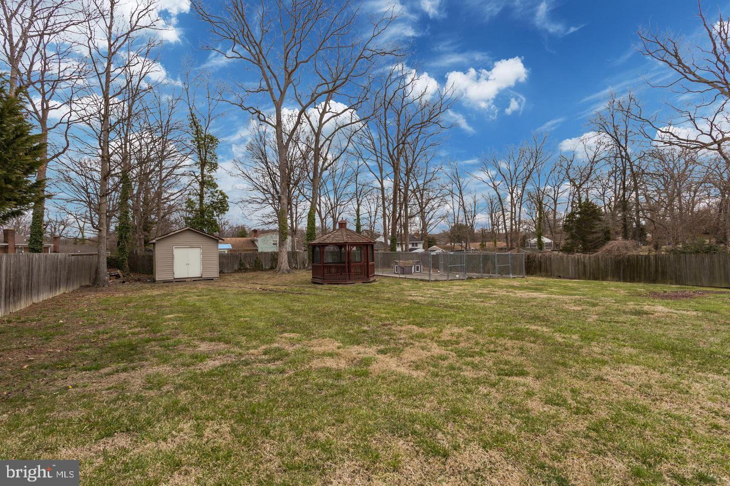 WARBURTON OAKS - Residential