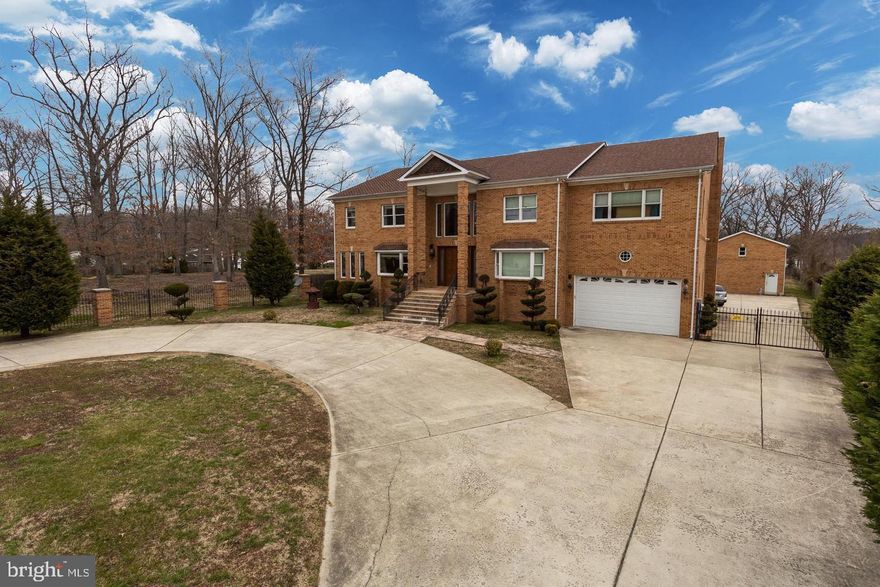 DREAM HOUSE in need of new owner to put their own finishing touches. This house has humongous master bedroom suite, very large sized bedrooms, grand foyer/entry, 6 CAR GARAGES, big and beautiful backyard for buyer that love outdoors, very large kitchen with plenty of cabinets, open floor plan, basement withone  bedroom, full bathroom and kitchenette (owner once used for AirBnB), loft on top of 4 car detached garage, and much more. House is in very good condition however it needs carpet, some painting and appliances. Seller will not make any lender required repairs or buy appliances. Buyers are welcome to add to sales price for some repair credit. HIGHLY MOTIVATED SELLER...looking for very fast closing, send offers