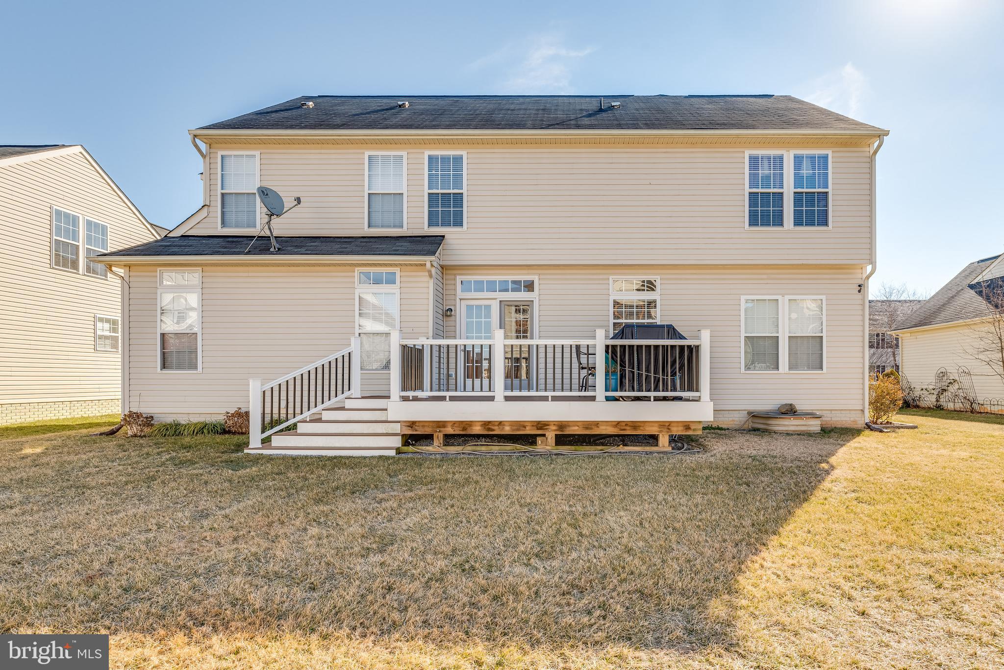 LAKELAND PLACE - Residential