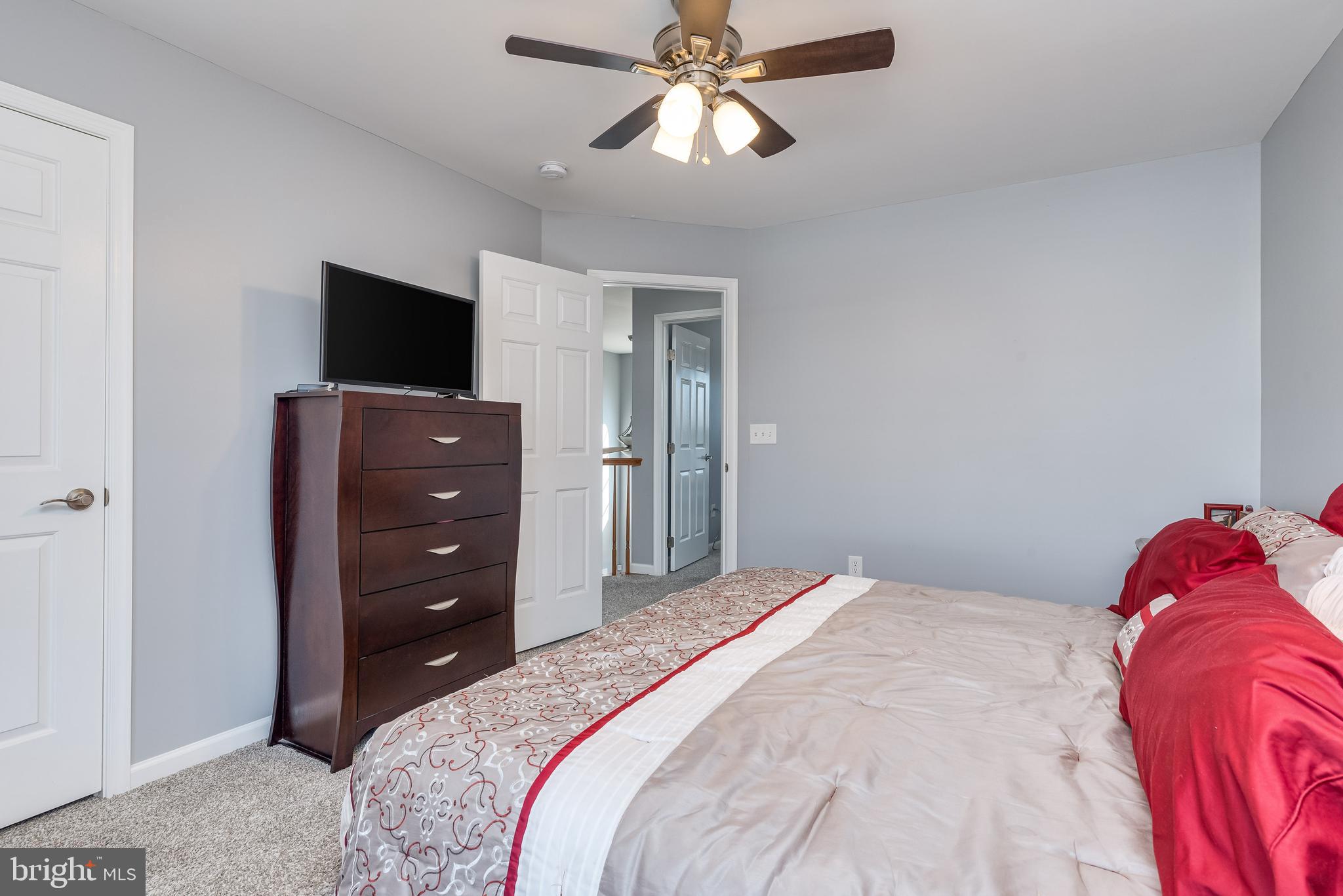 LAKELAND PLACE - Residential