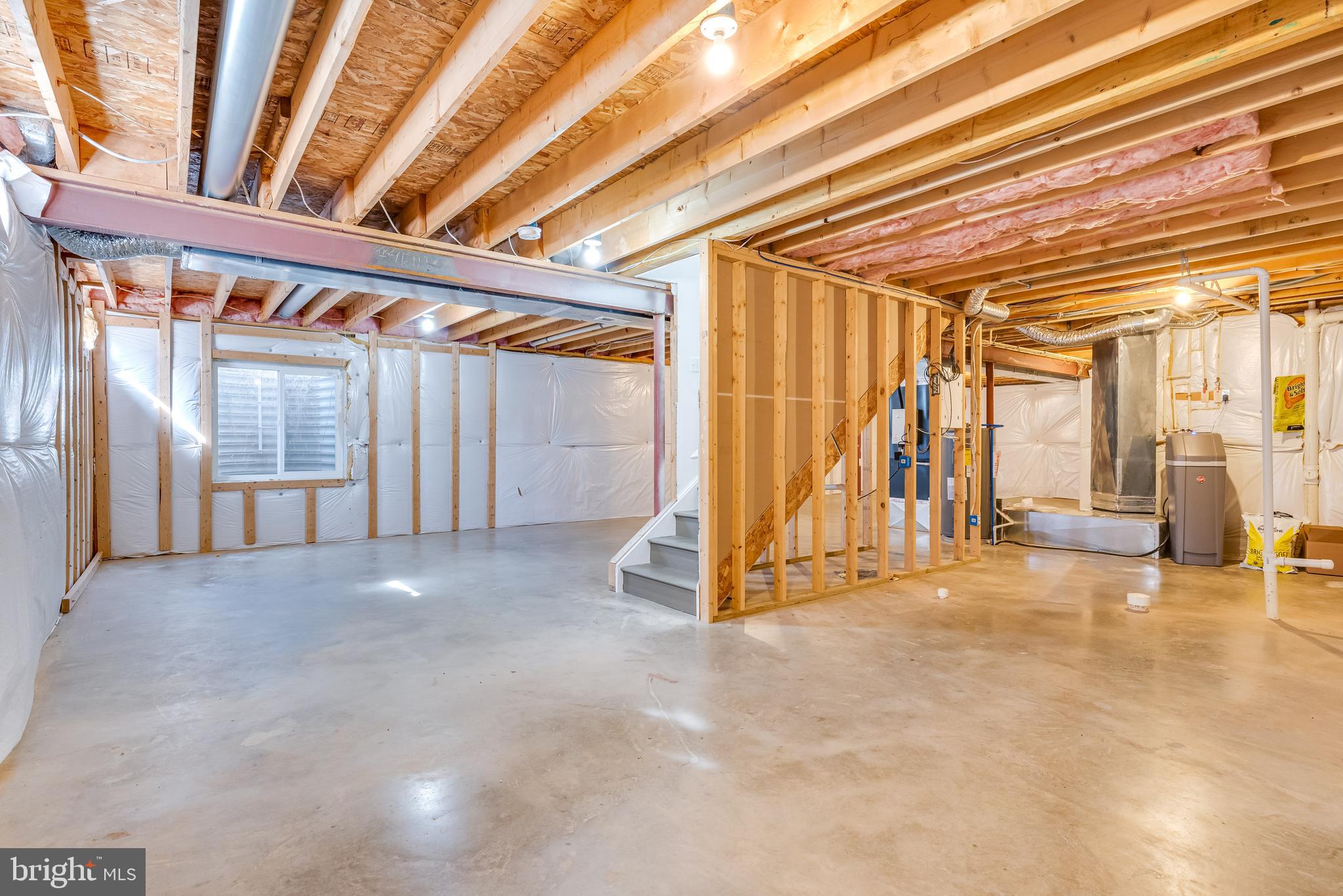 LAKELAND PLACE - Residential