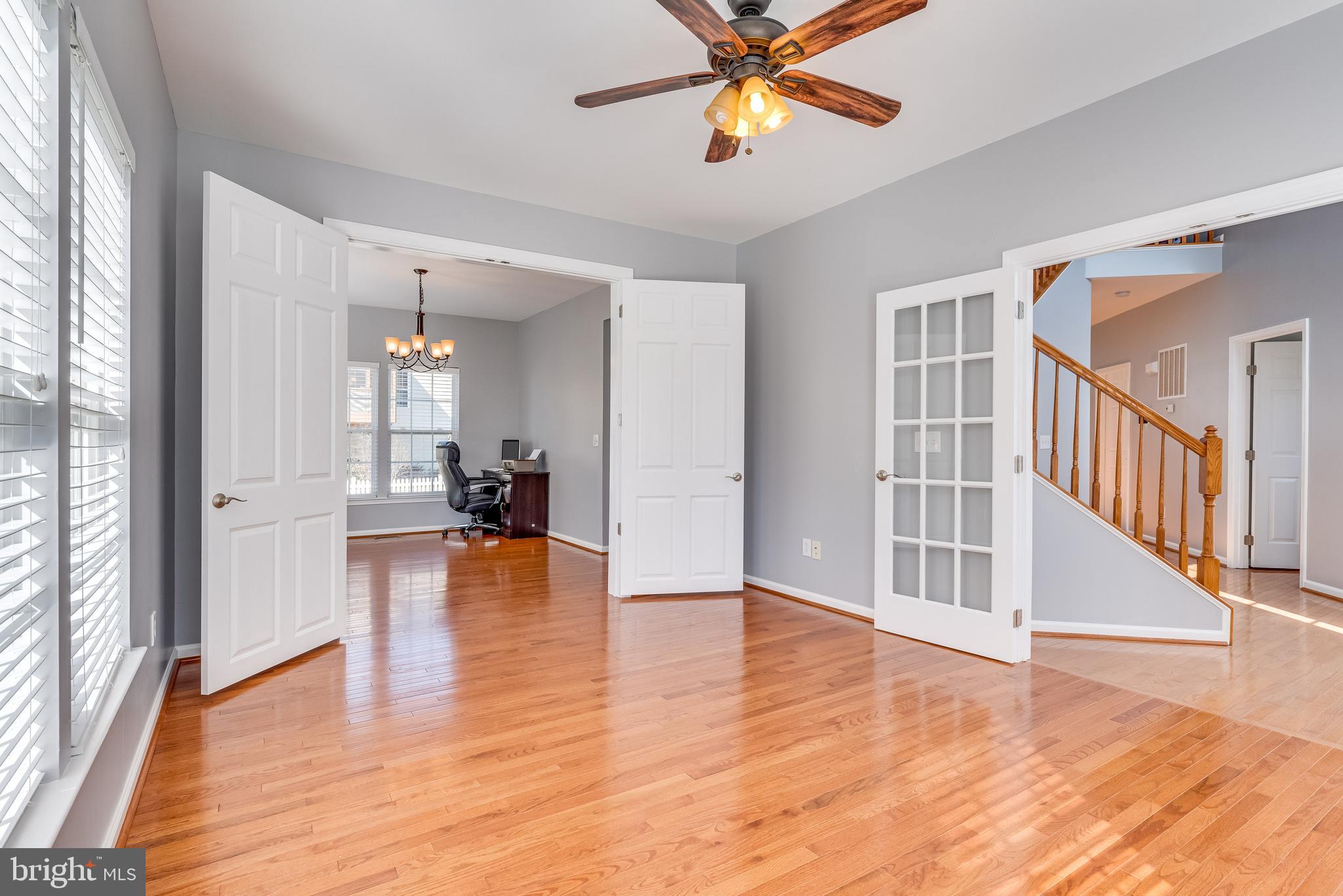 LAKELAND PLACE - Residential