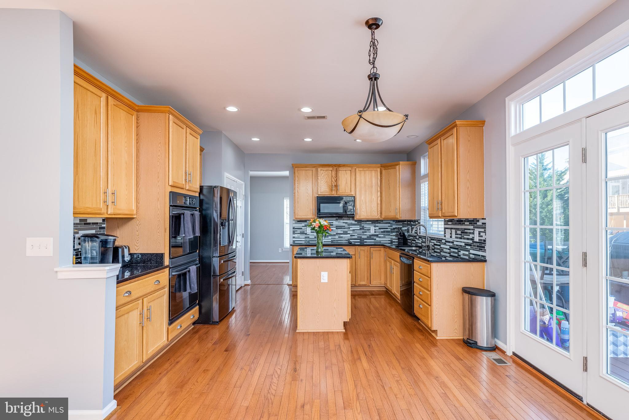 LAKELAND PLACE - Residential