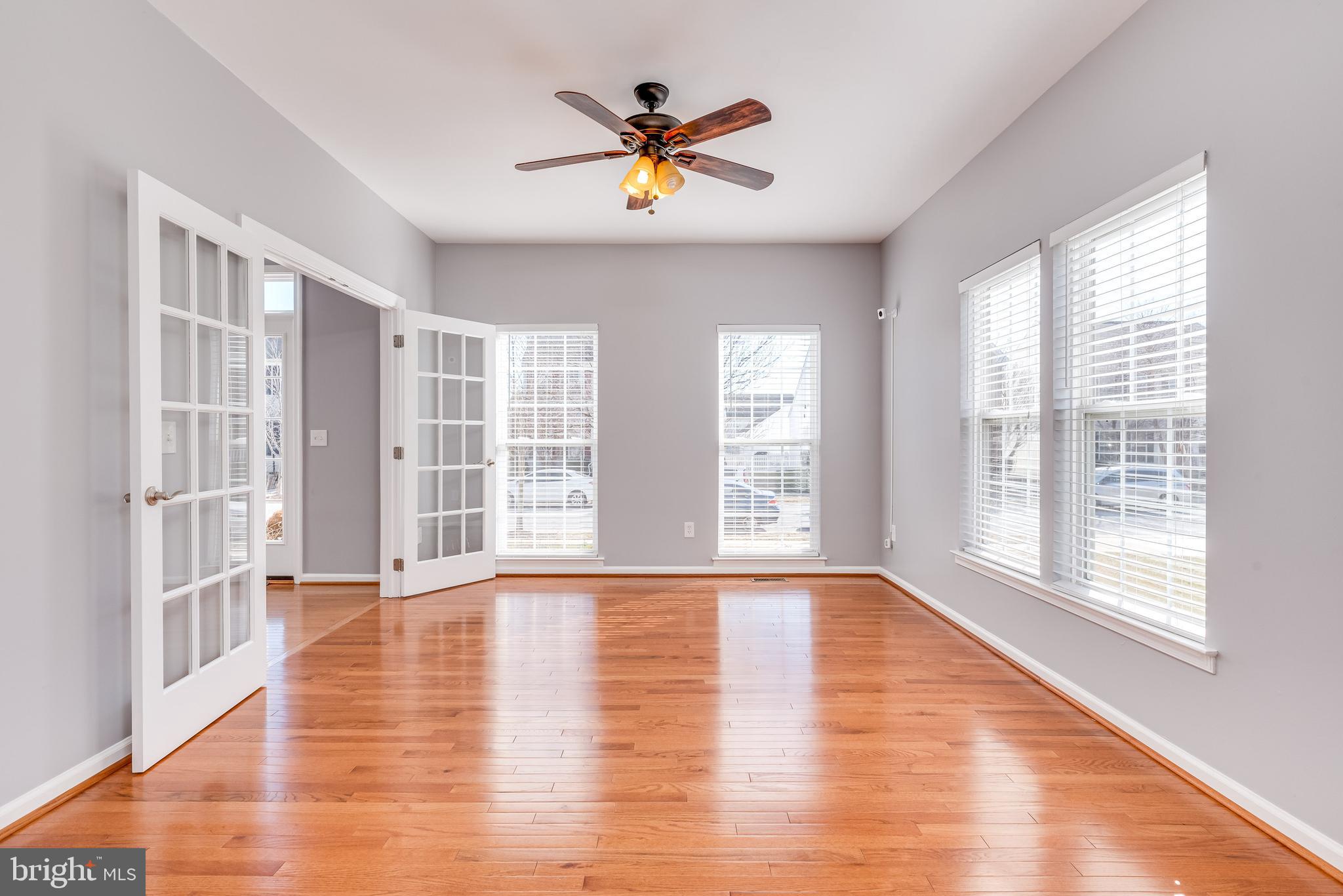 LAKELAND PLACE - Residential