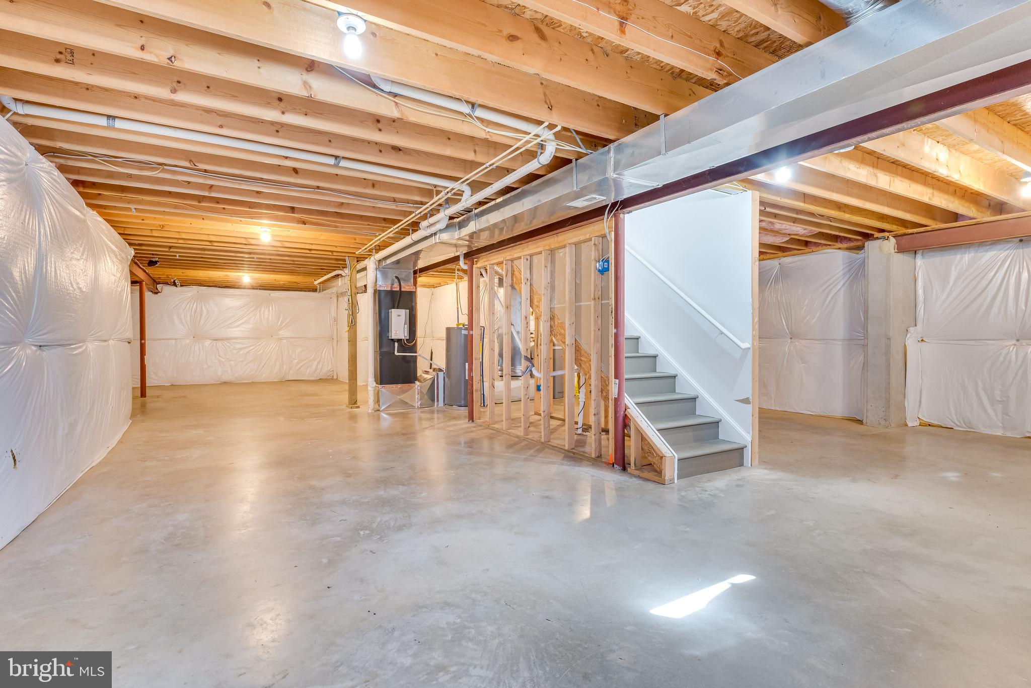 LAKELAND PLACE - Residential