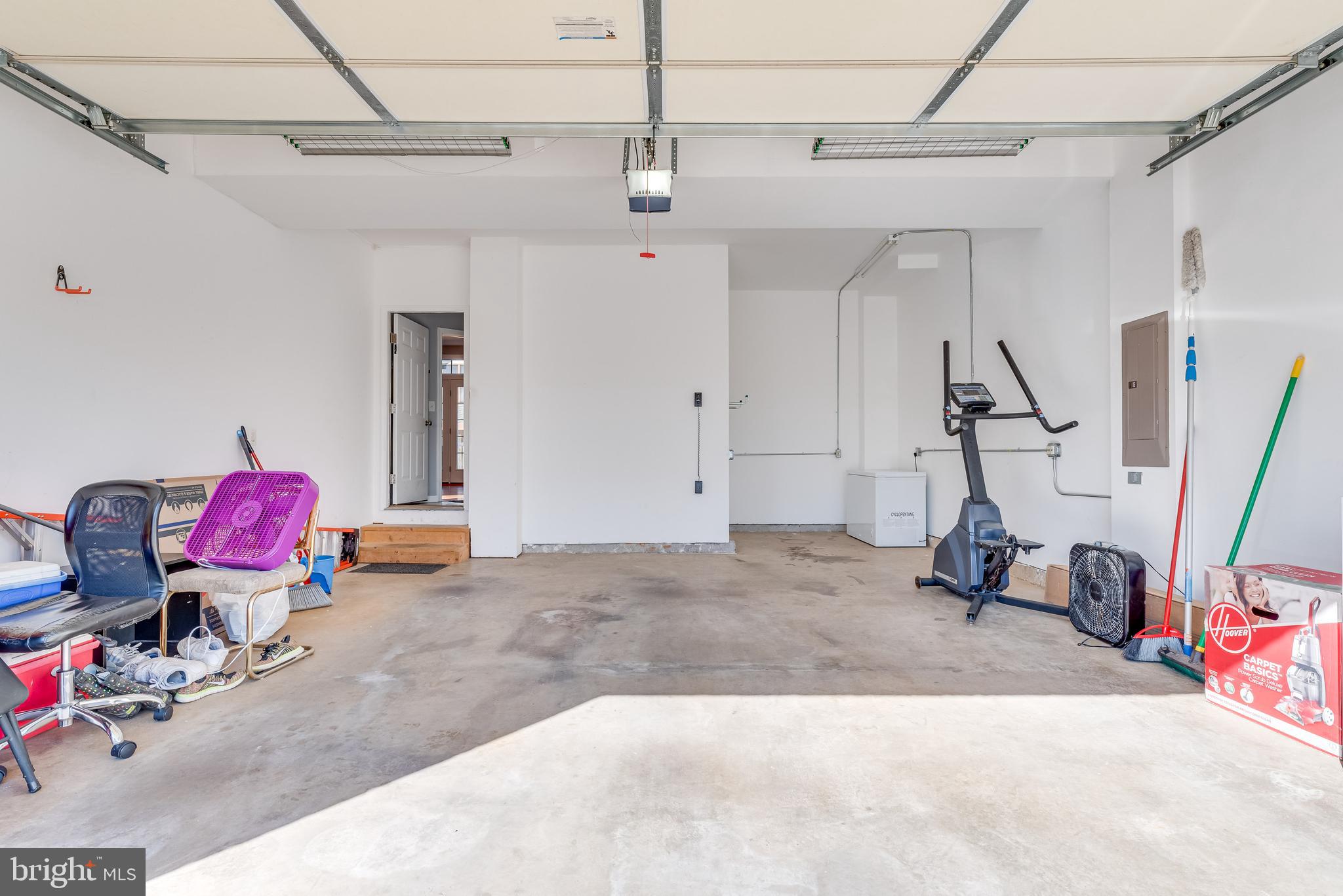 LAKELAND PLACE - Residential