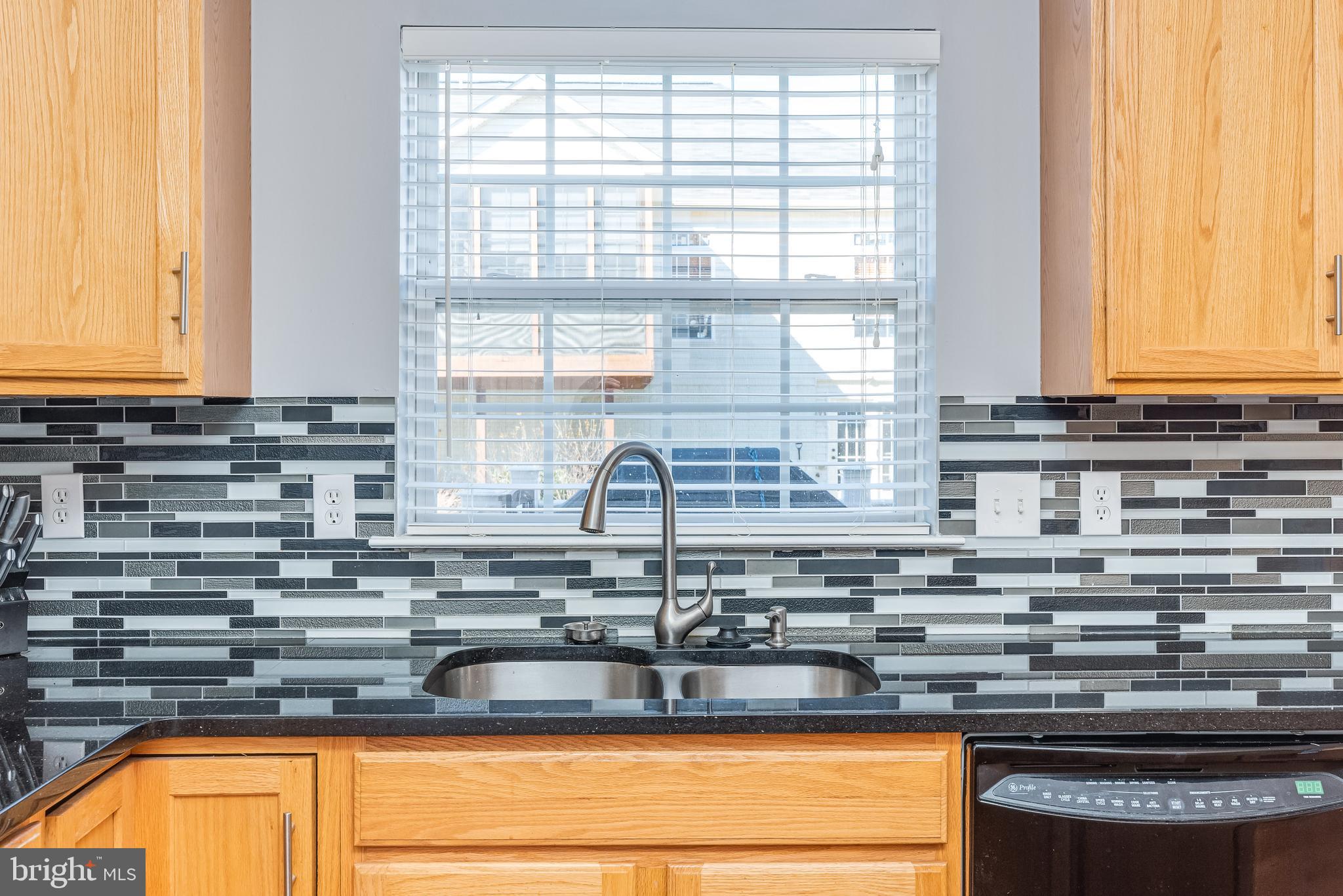 LAKELAND PLACE - Residential