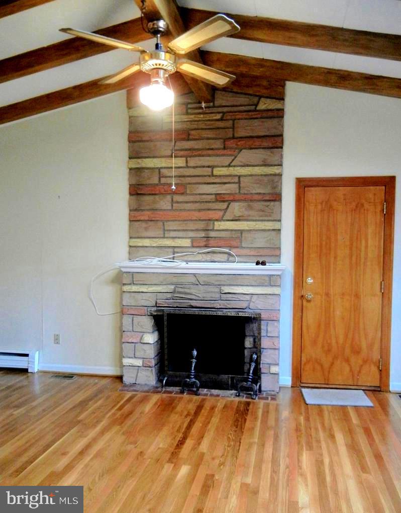 SUNNY VIEW - Residential Lease