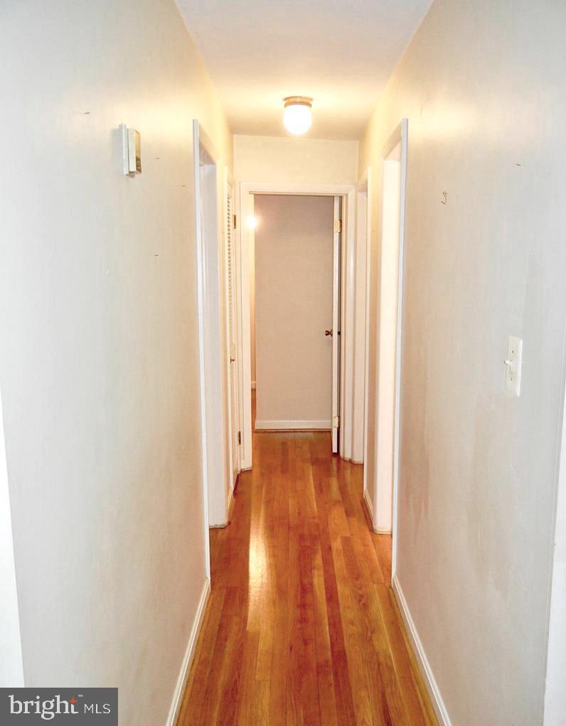 SUNNY VIEW - Residential Lease