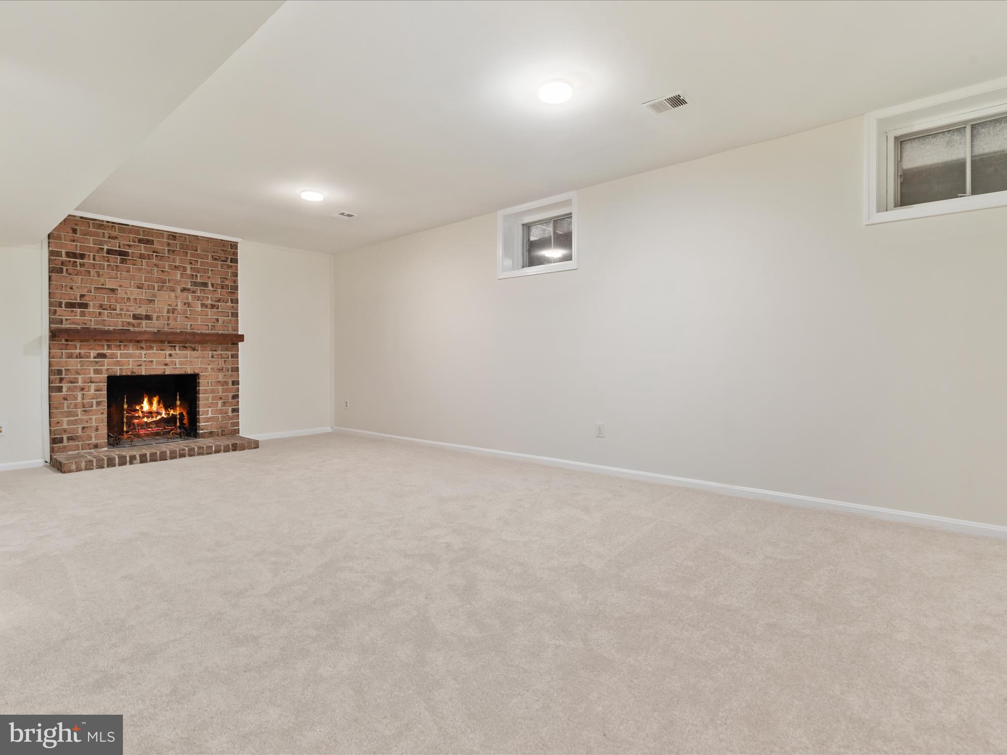 FOX MILL WOODS - Residential