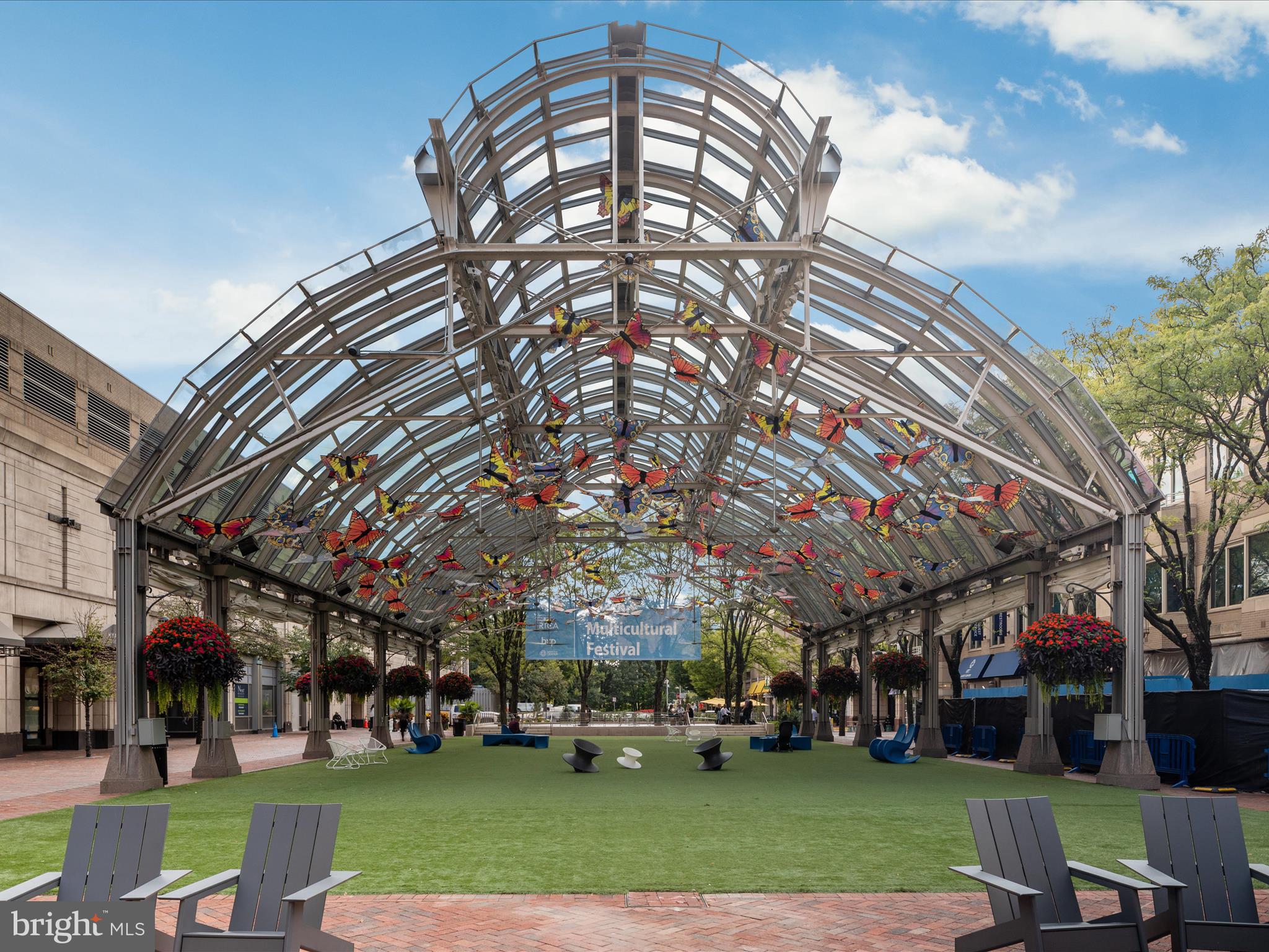 FOX MILL WOODS - Residential