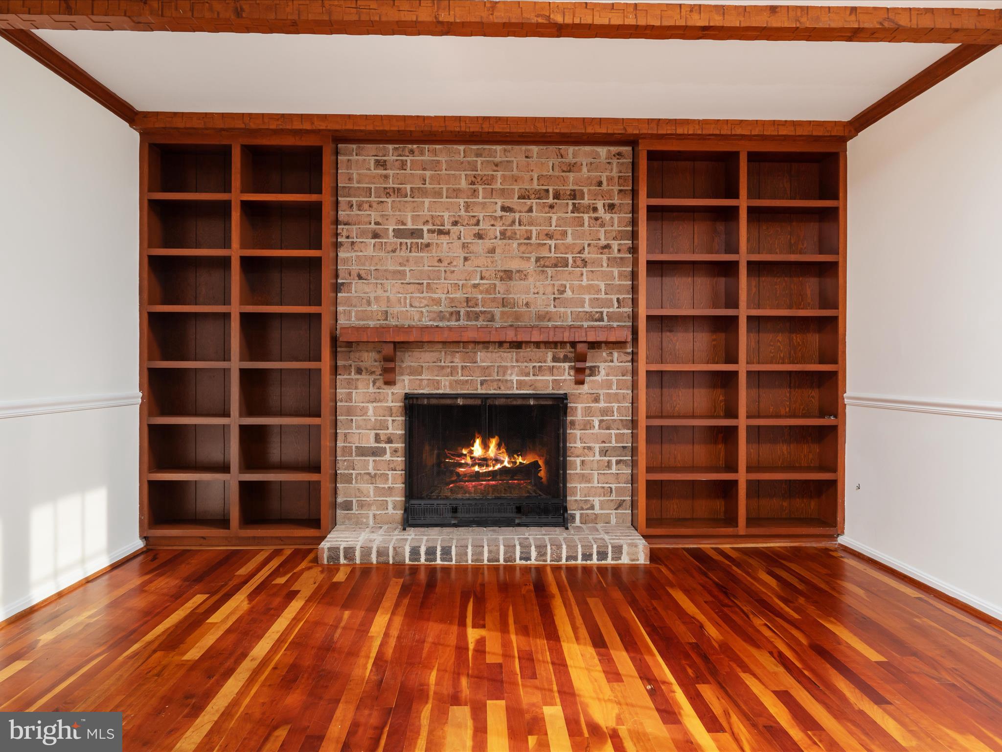 FOX MILL WOODS - Residential