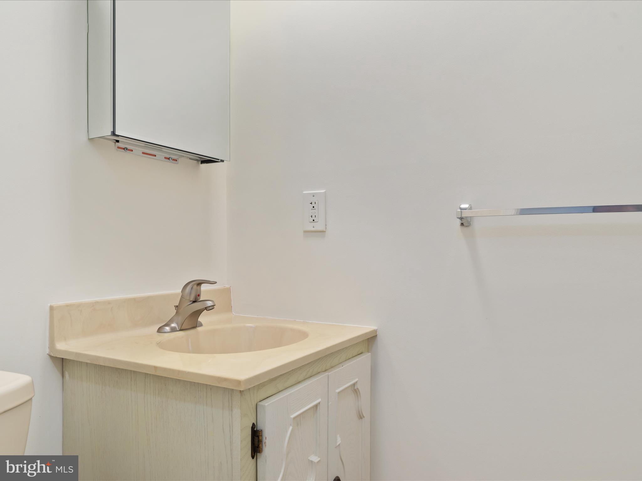 FOX MILL WOODS - Residential