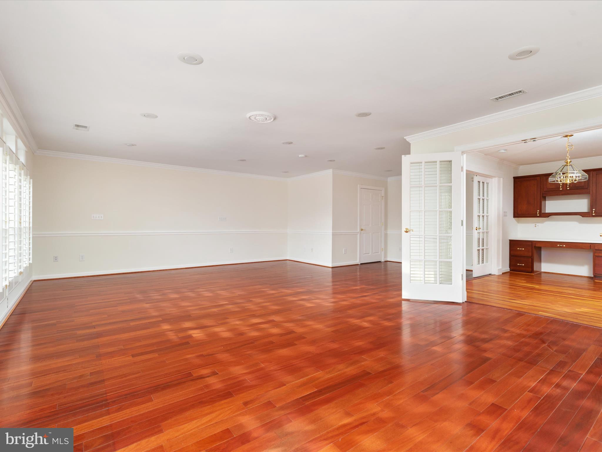 FOX MILL WOODS - Residential