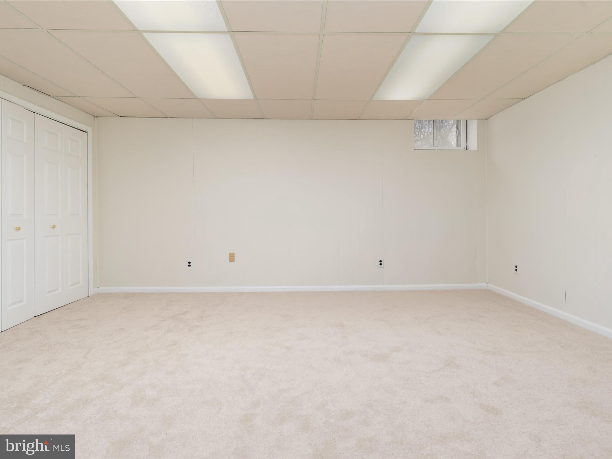 FOX MILL WOODS - Residential