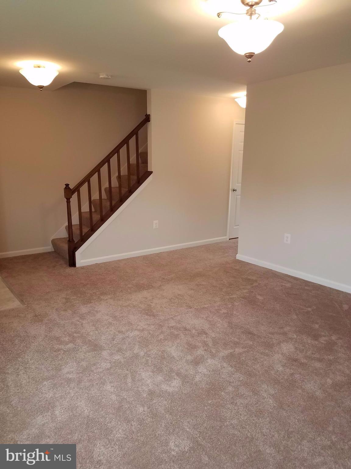 PINEDALE WOODS - Residential