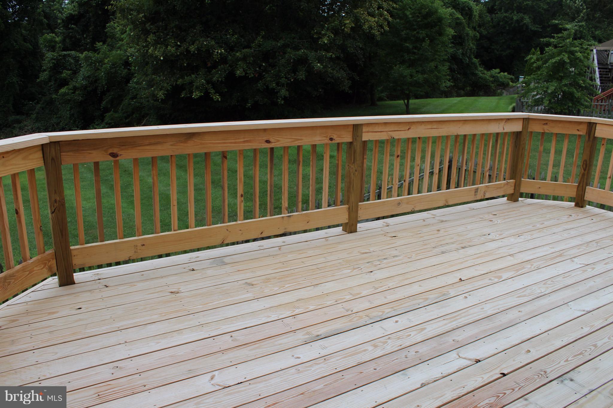 PINEDALE WOODS - Residential