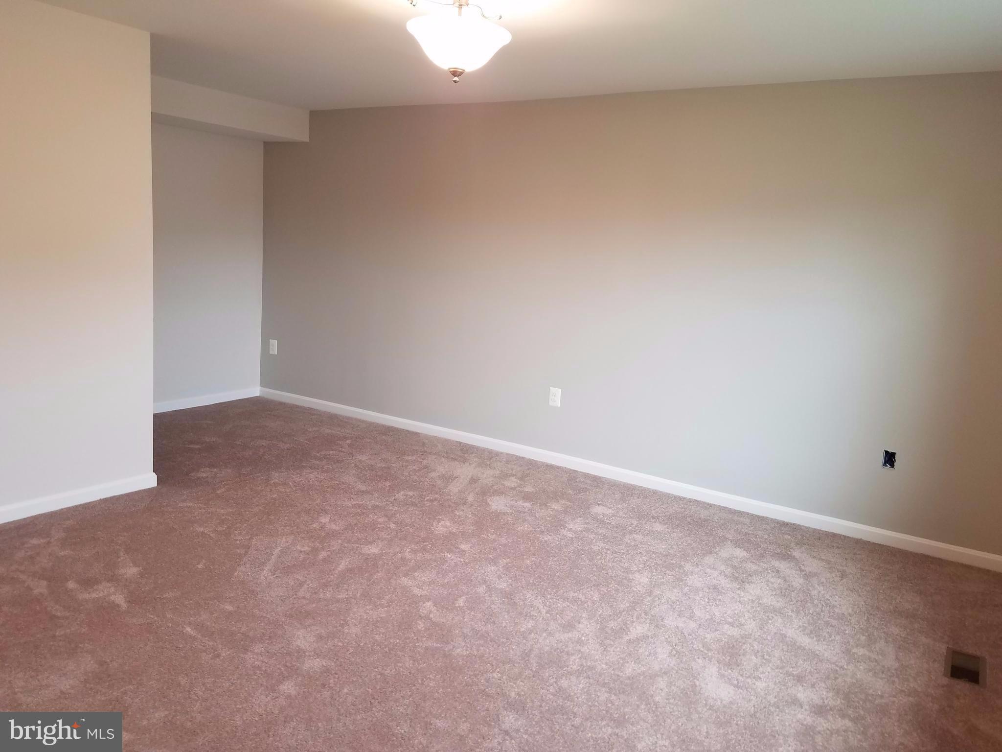 PINEDALE WOODS - Residential