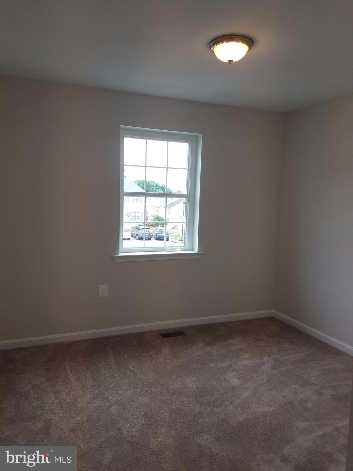 PINEDALE WOODS - Residential