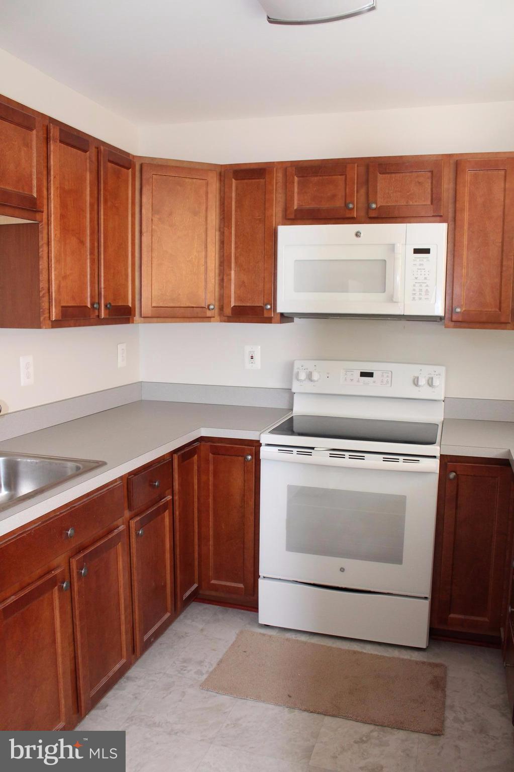 PINEDALE WOODS - Residential