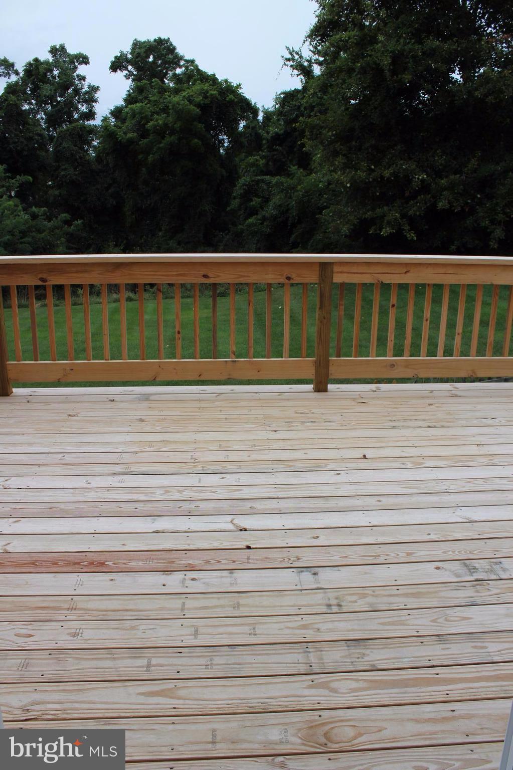 PINEDALE WOODS - Residential