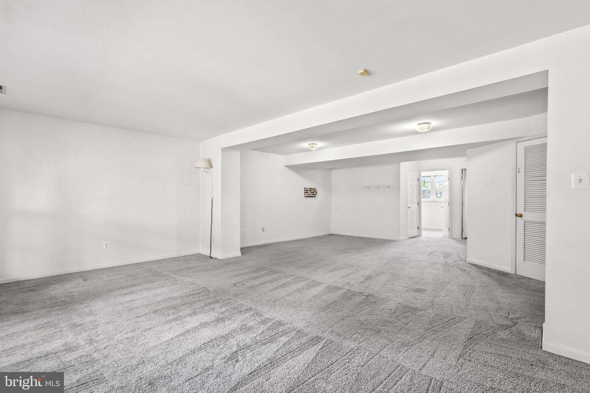 ASHBURN FARM - Residential