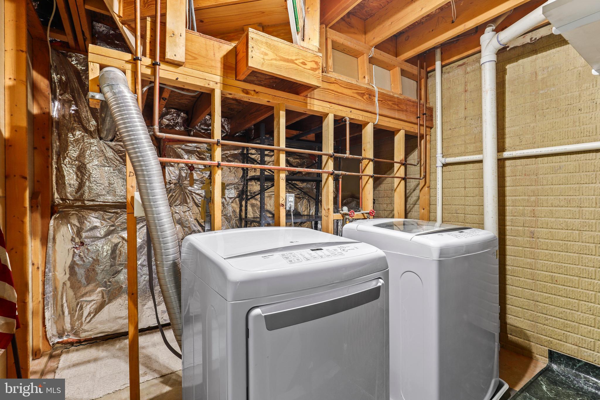 ASHBURN FARM - Residential