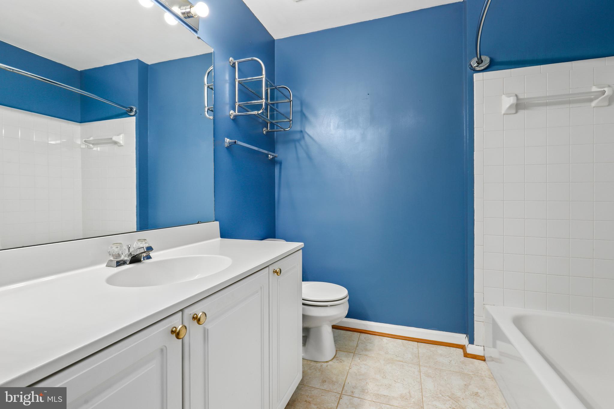 ASHBURN FARM - Residential