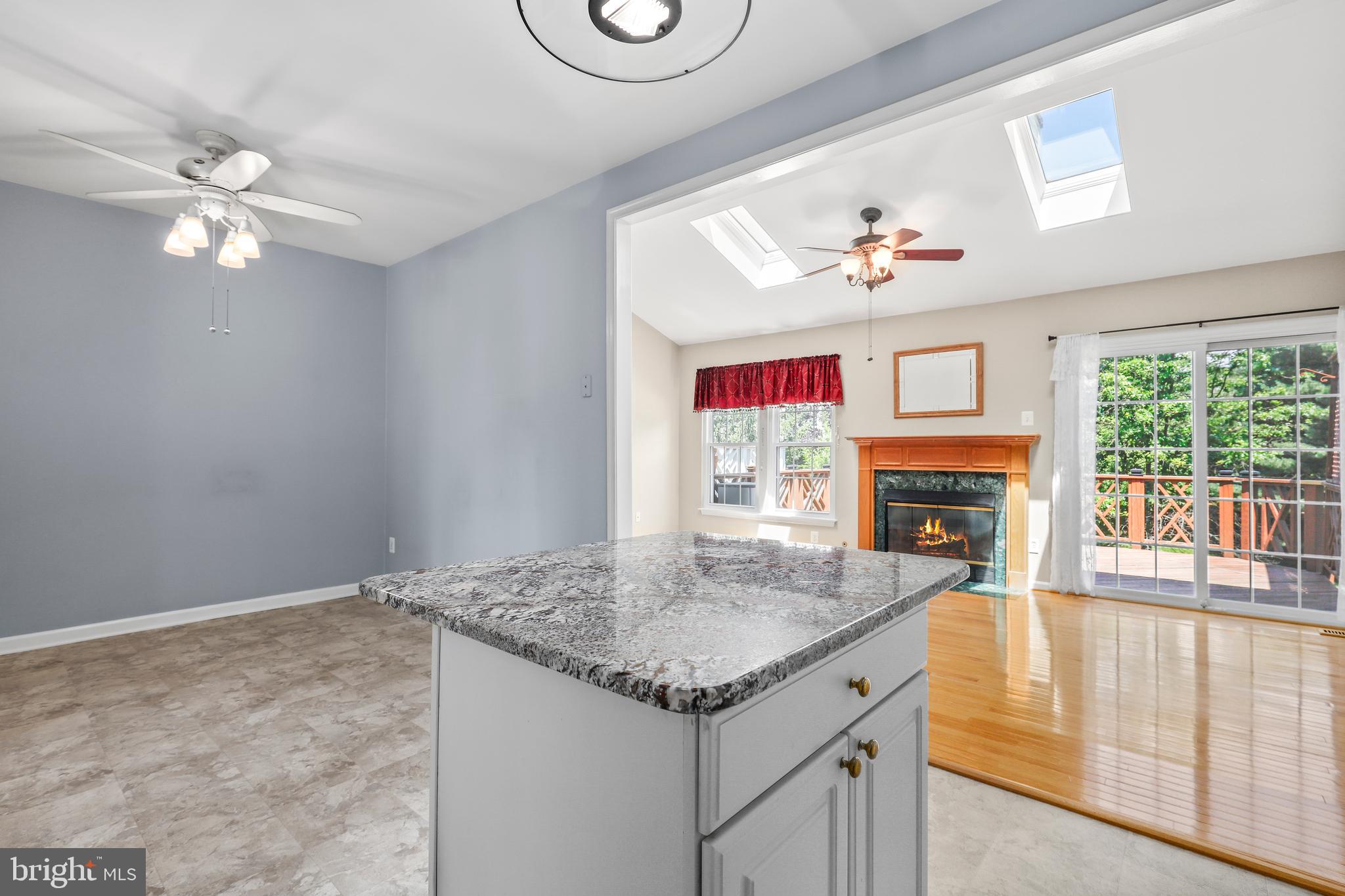 ASHBURN FARM - Residential