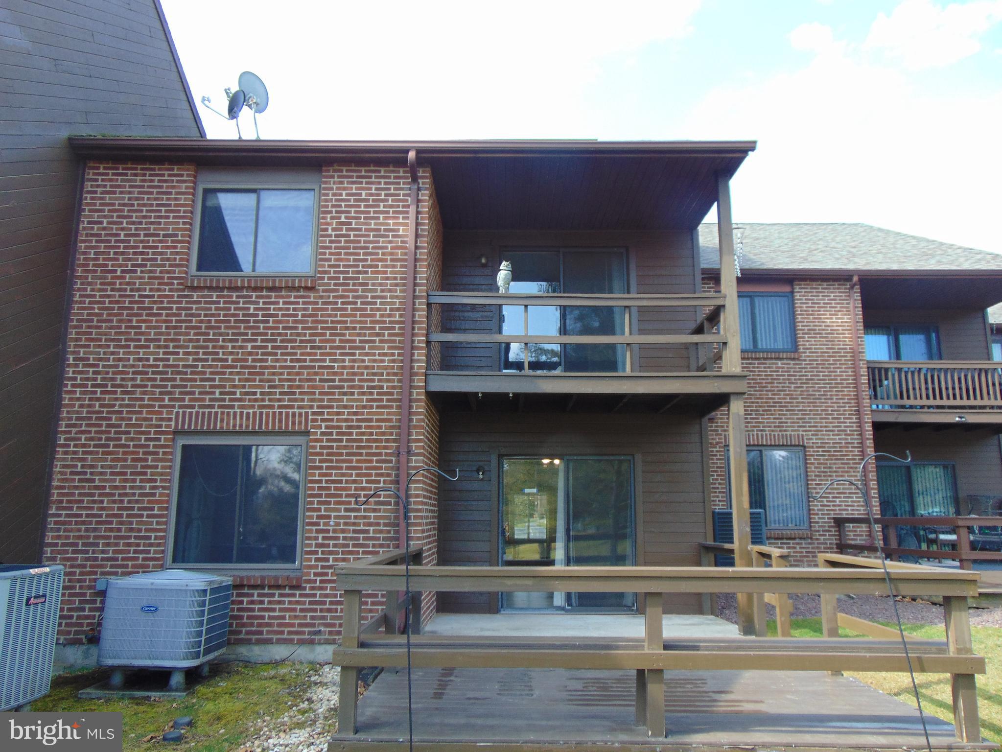 PINEBROOK - Residential