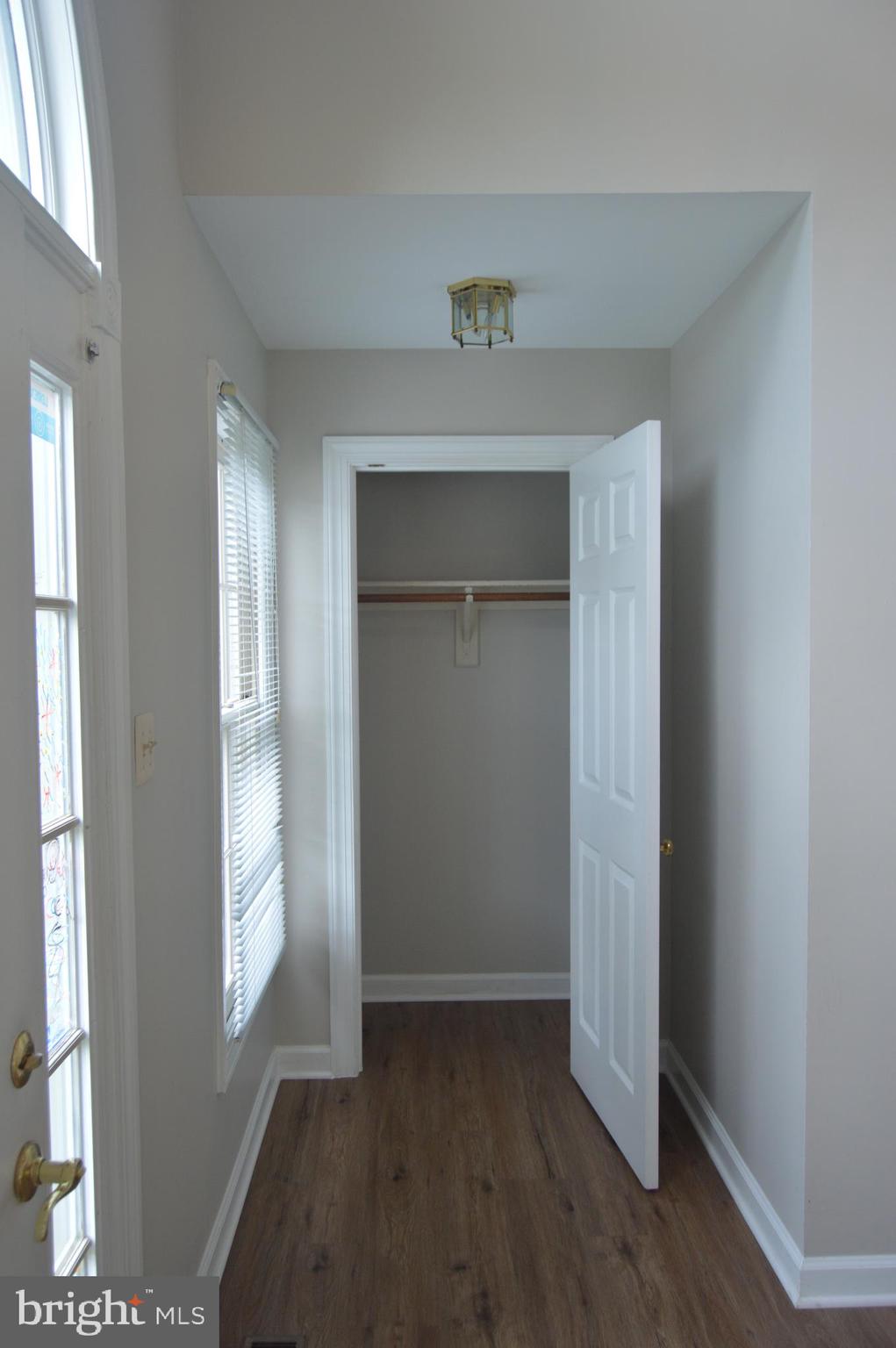 SULLY STATION II - Residential Lease