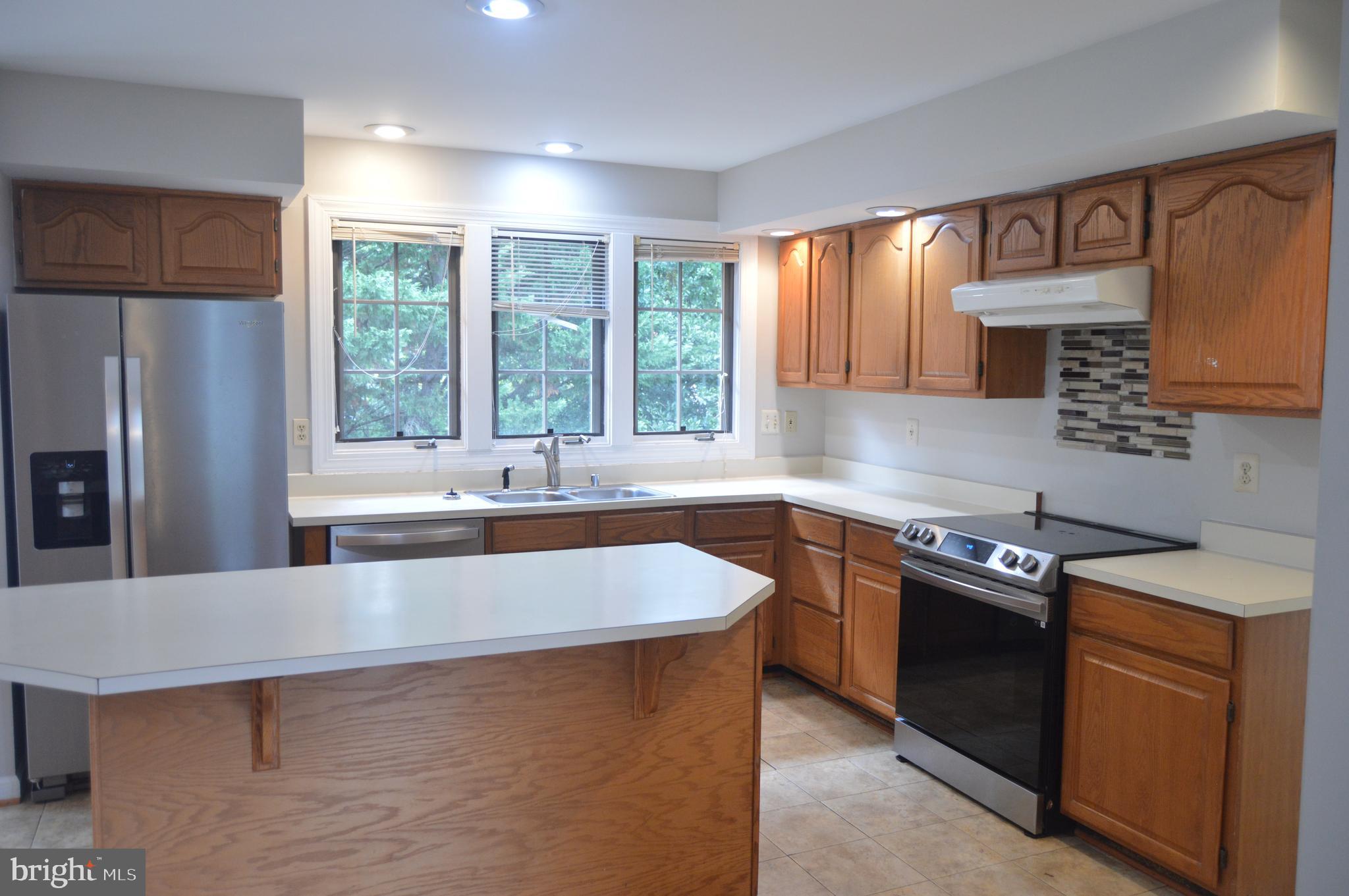 SULLY STATION II - Residential Lease