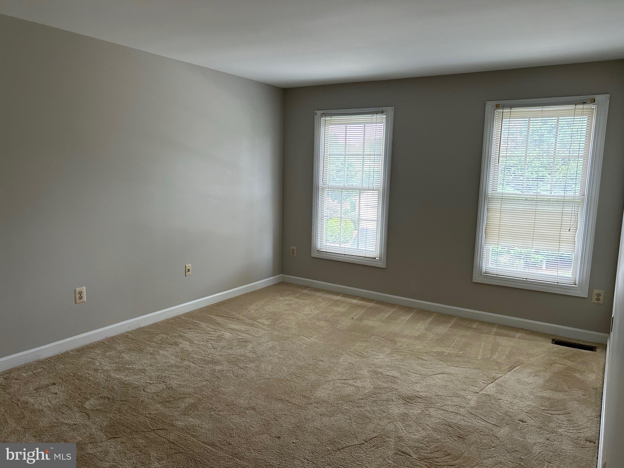 SULLY STATION II - Residential Lease