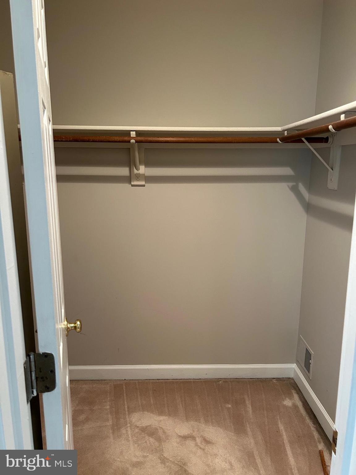 SULLY STATION II - Residential Lease