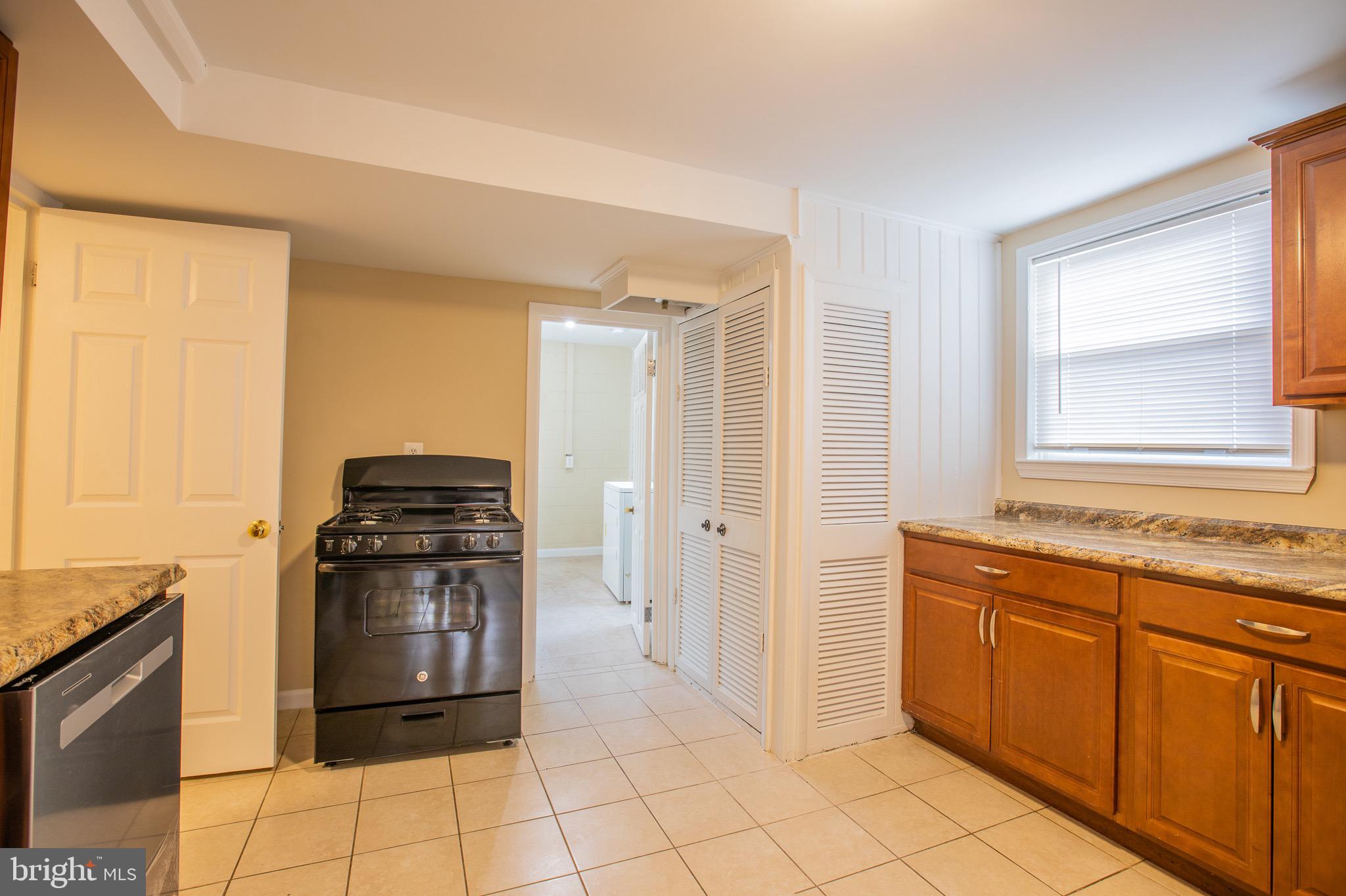 WASHINGTON - Residential Lease