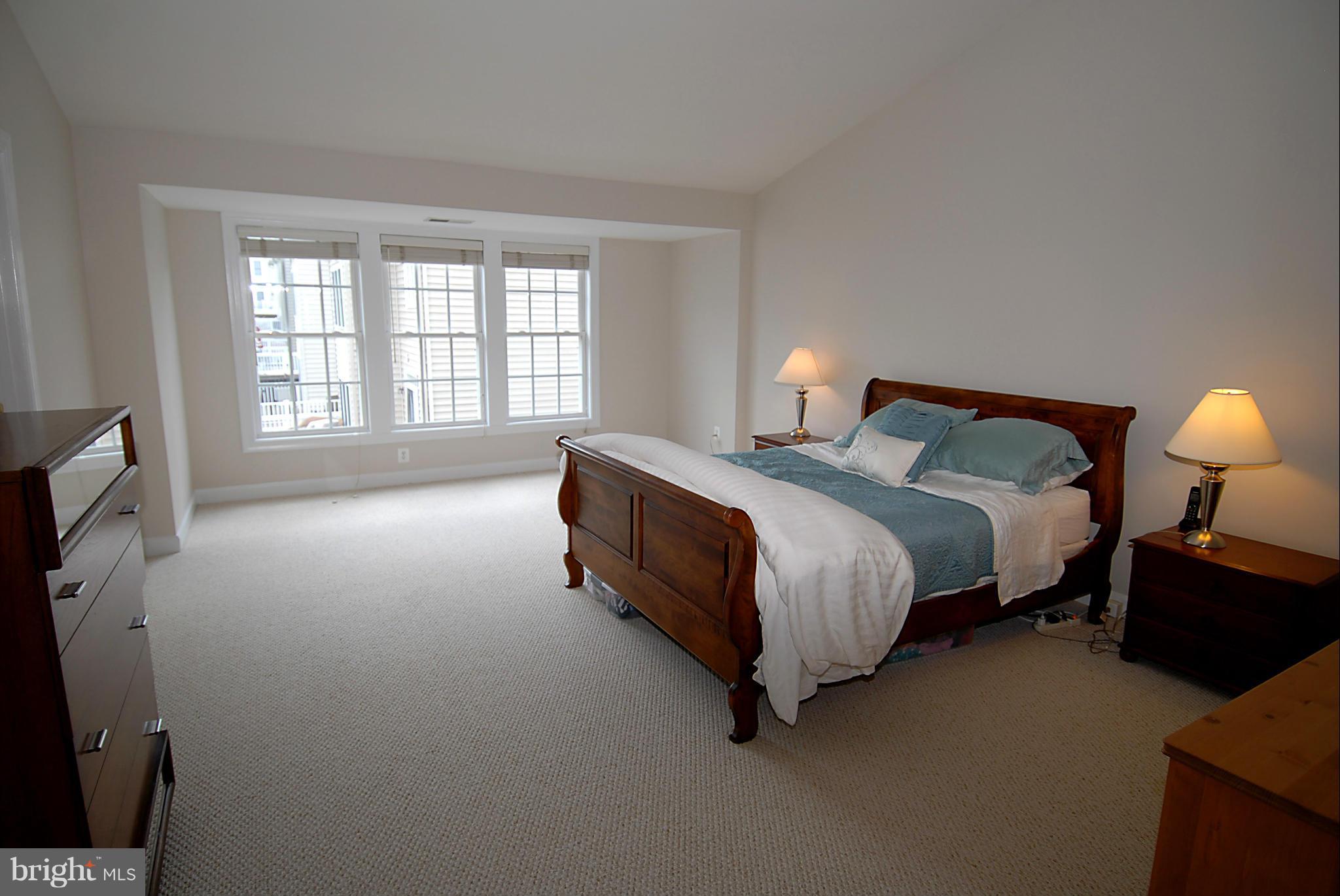 LORTON STATION SOUTH - Residential