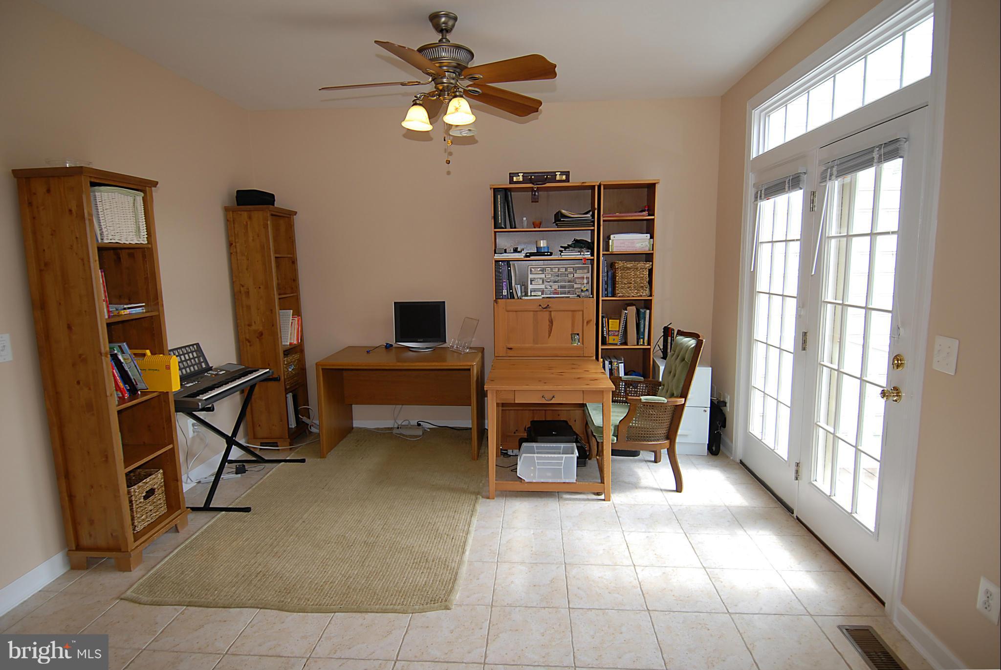 LORTON STATION SOUTH - Residential