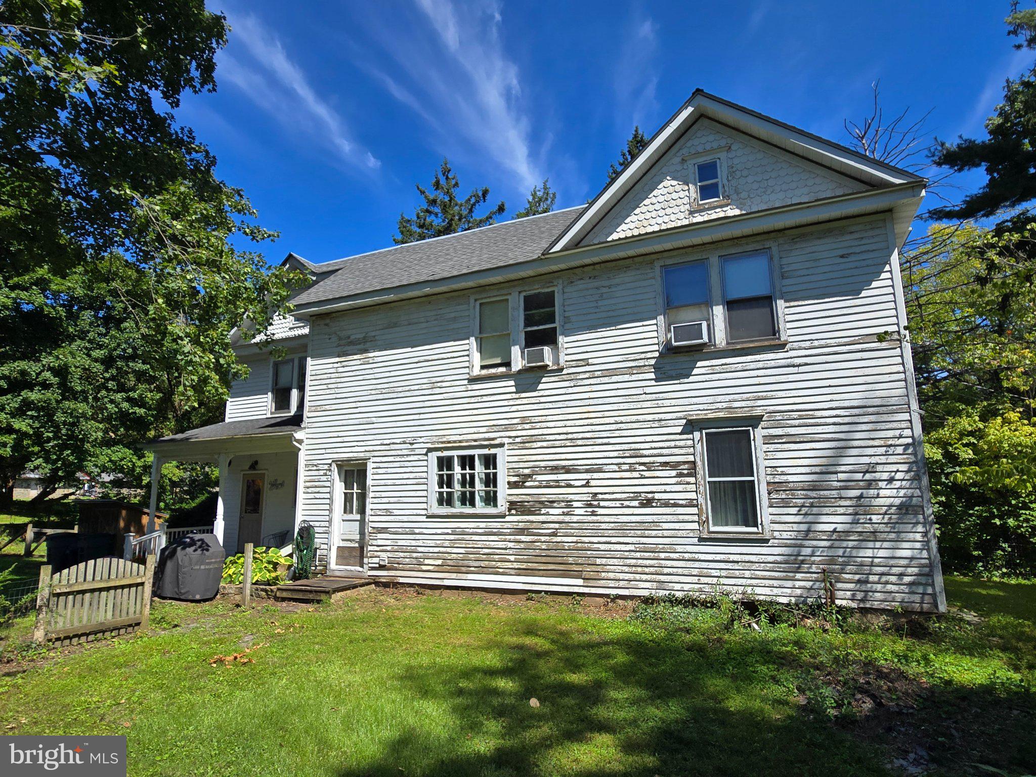 105 BROWNS DRIVE